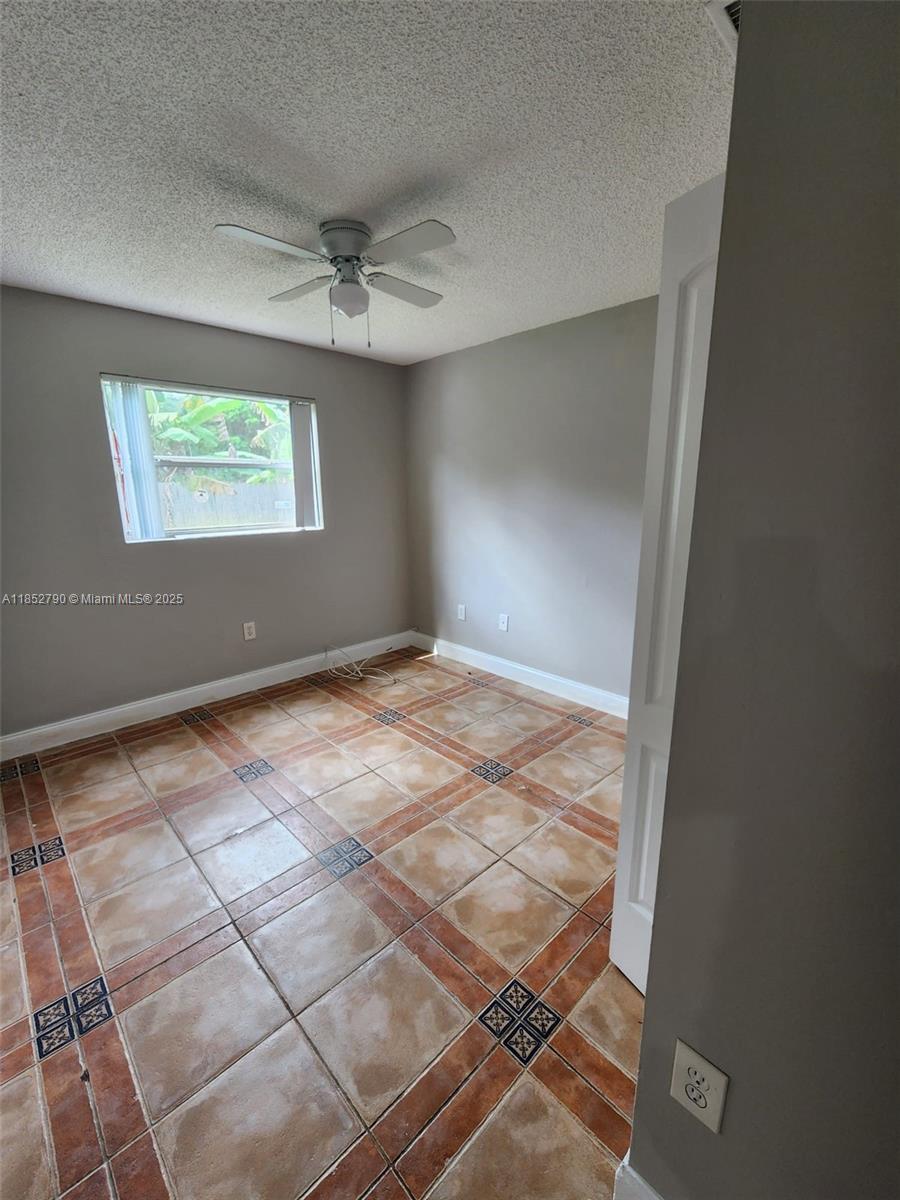 10521 SW 207th St #House Cutler Bay, FL 33189