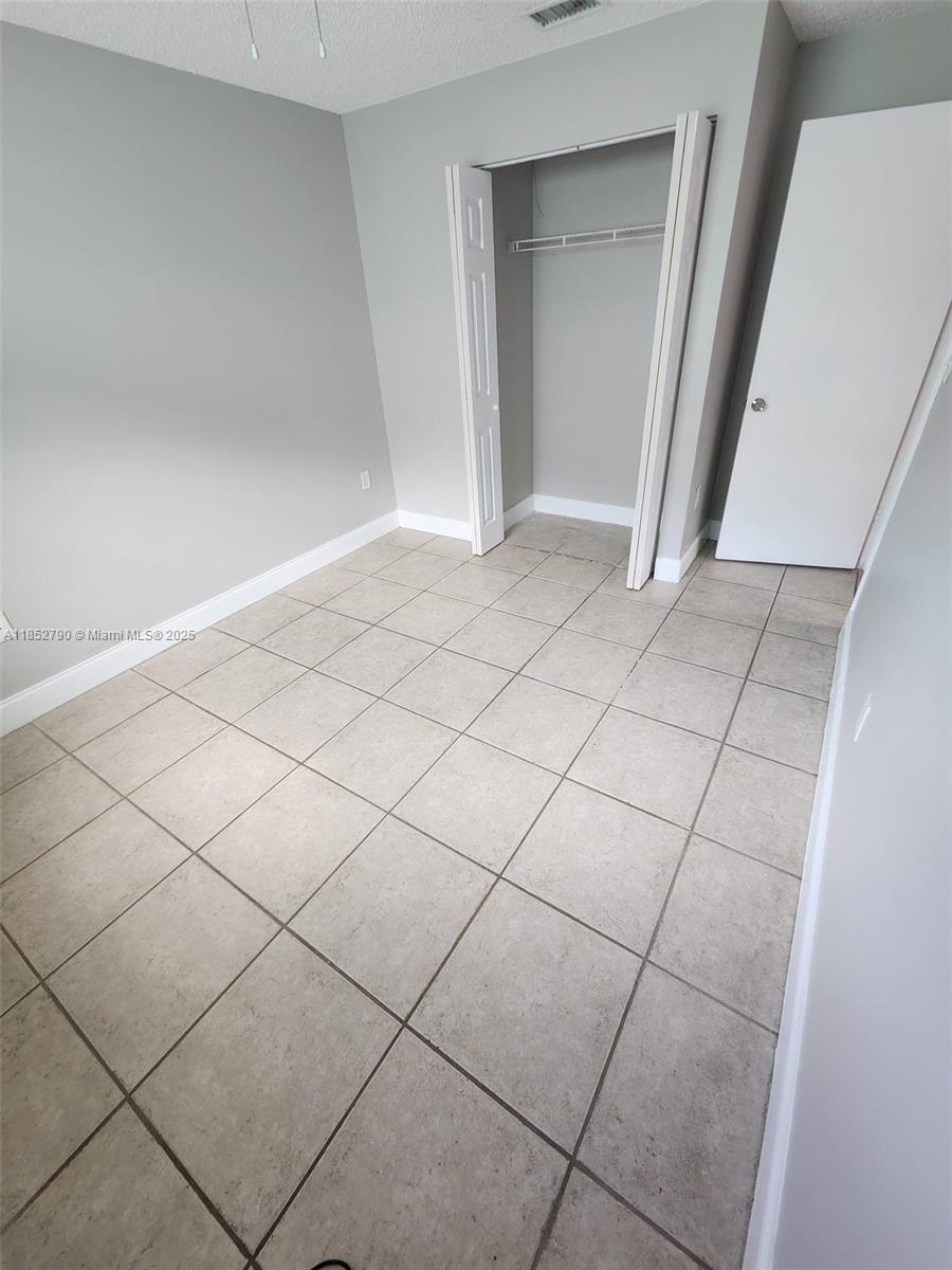 10521 SW 207th St #House Cutler Bay, FL 33189