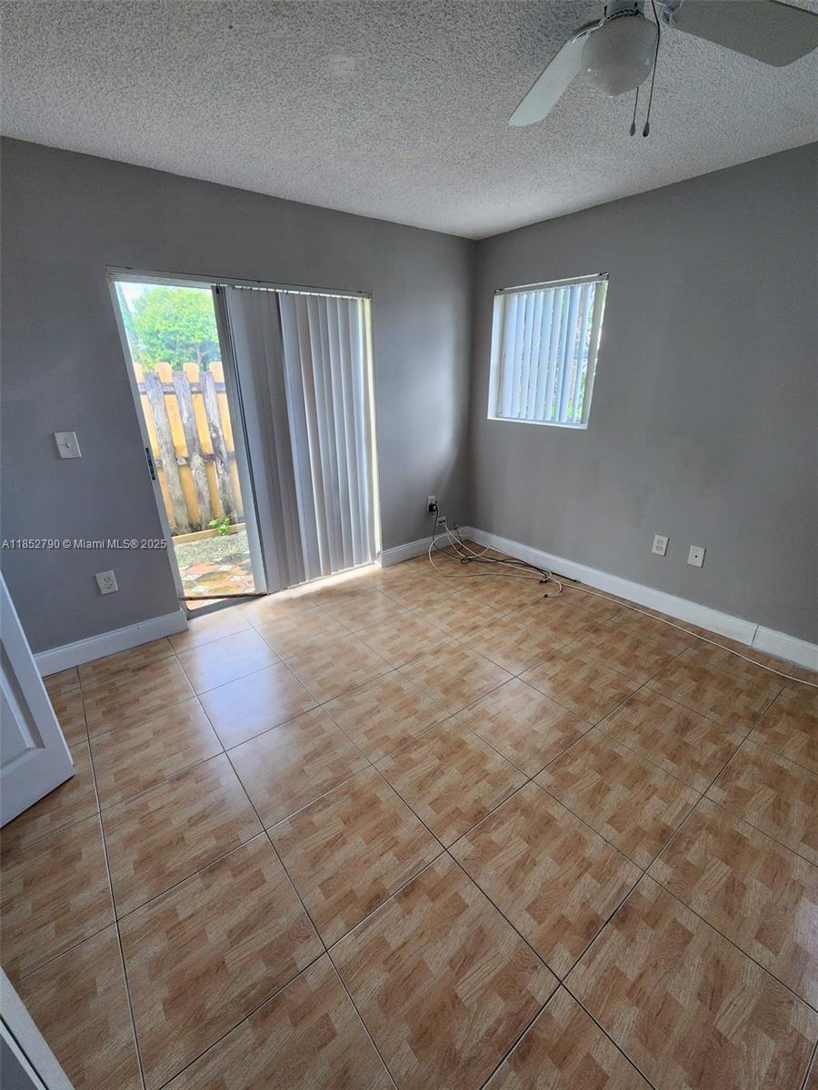 10521 SW 207th St #House Cutler Bay, FL 33189