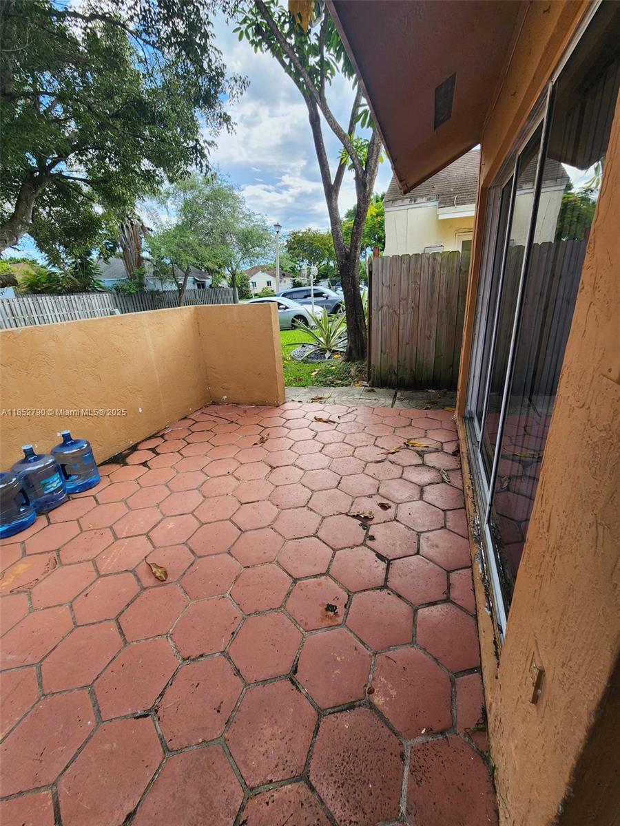 10521 SW 207th St #House Cutler Bay, FL 33189