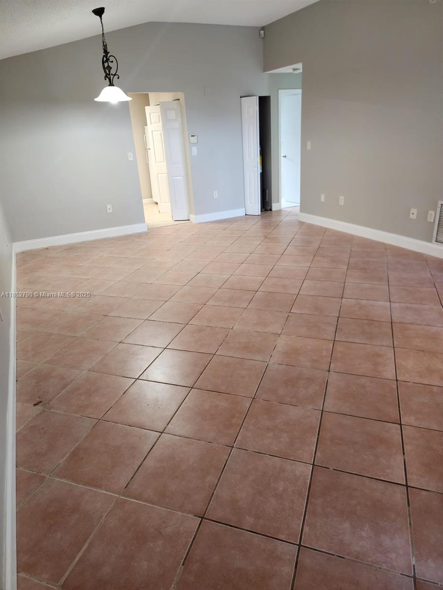 10521 SW 207th St #House Cutler Bay, FL 33189