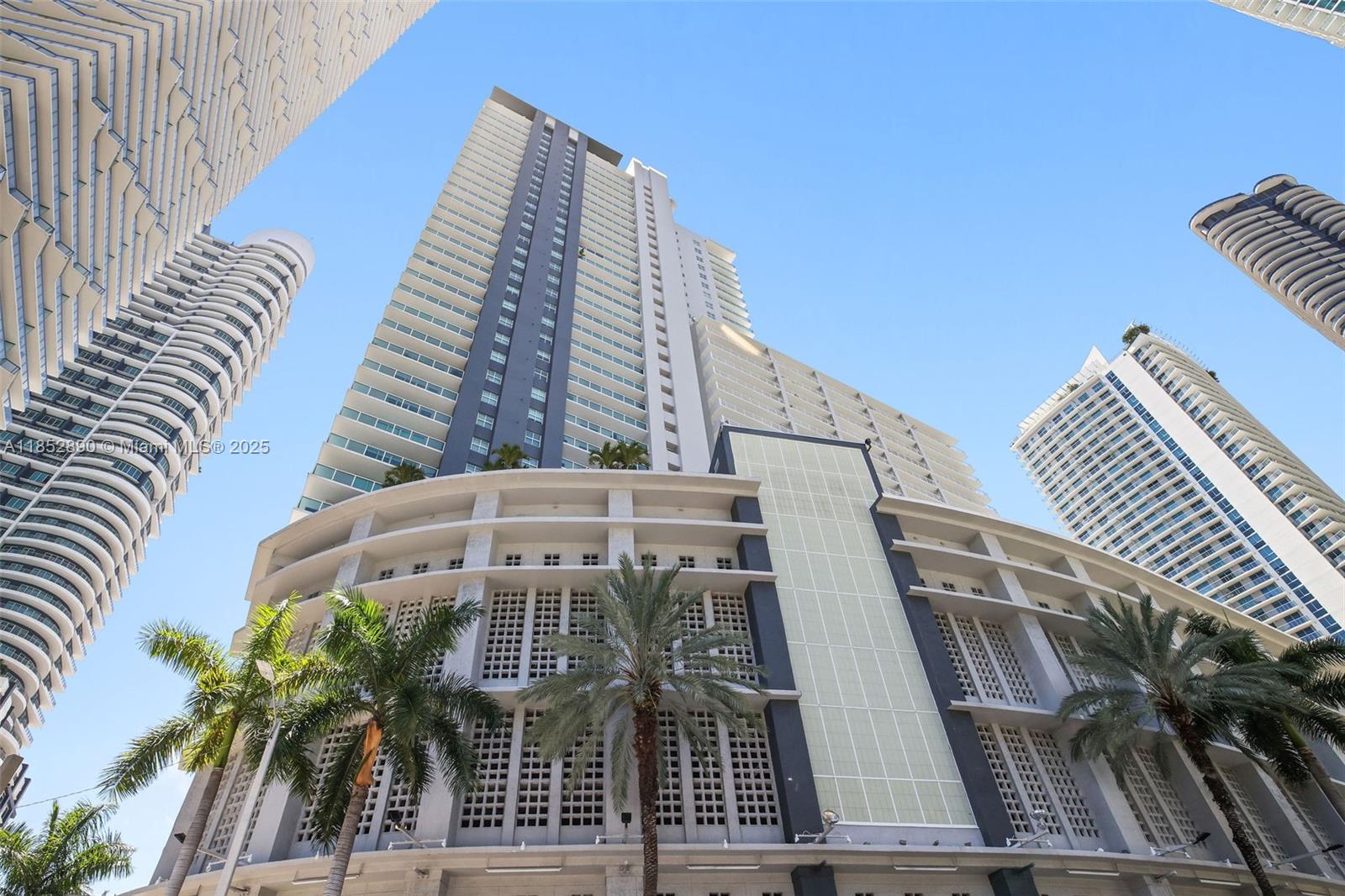 image Vue At Brickell27