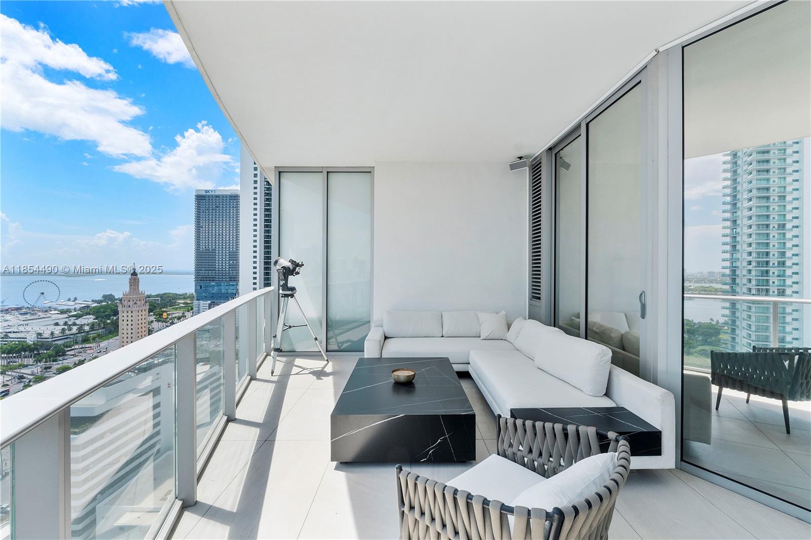 image Paramount Miami12