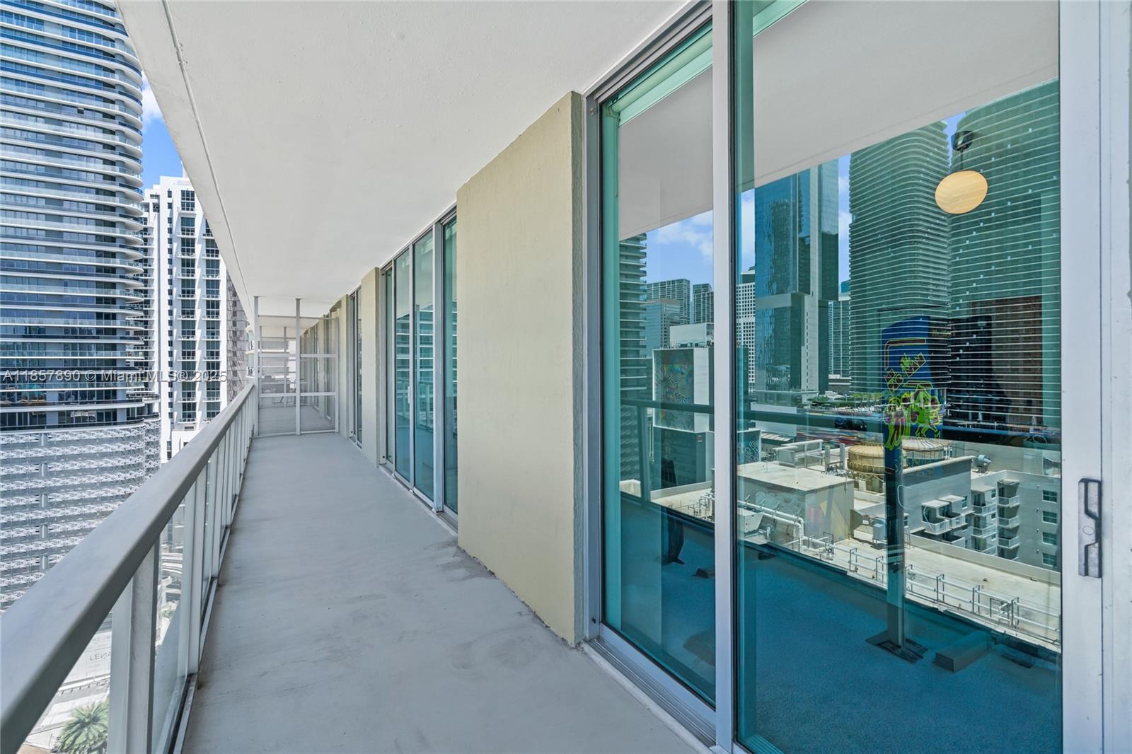 image Axis On Brickell15