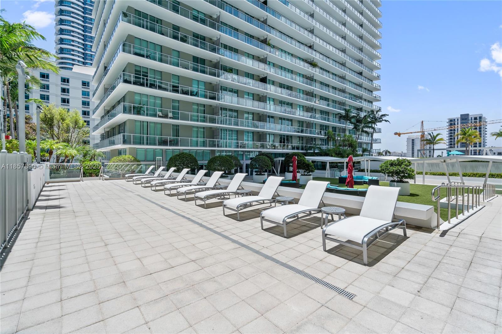 image Axis On Brickell33
