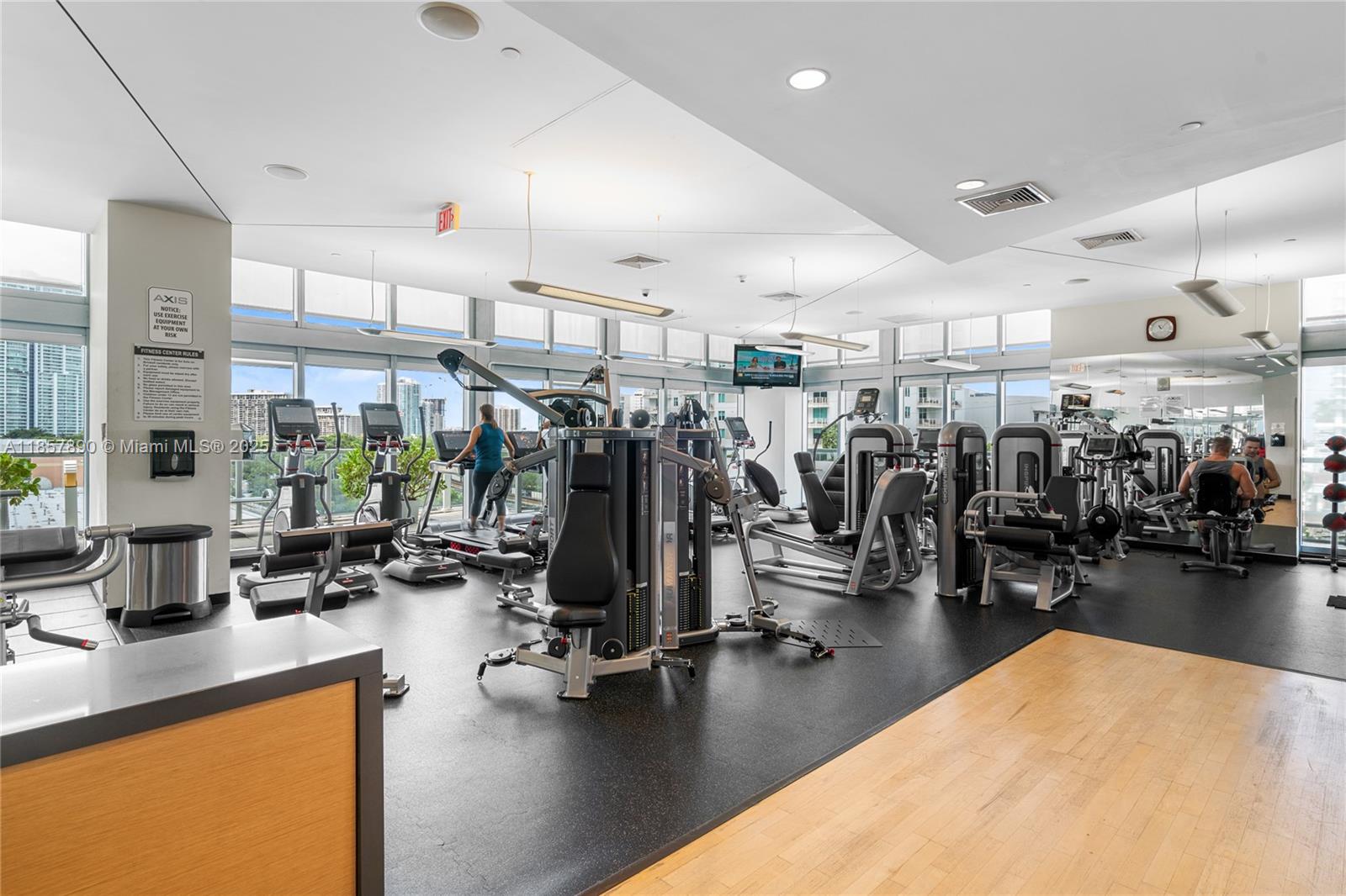 image Axis On Brickell42
