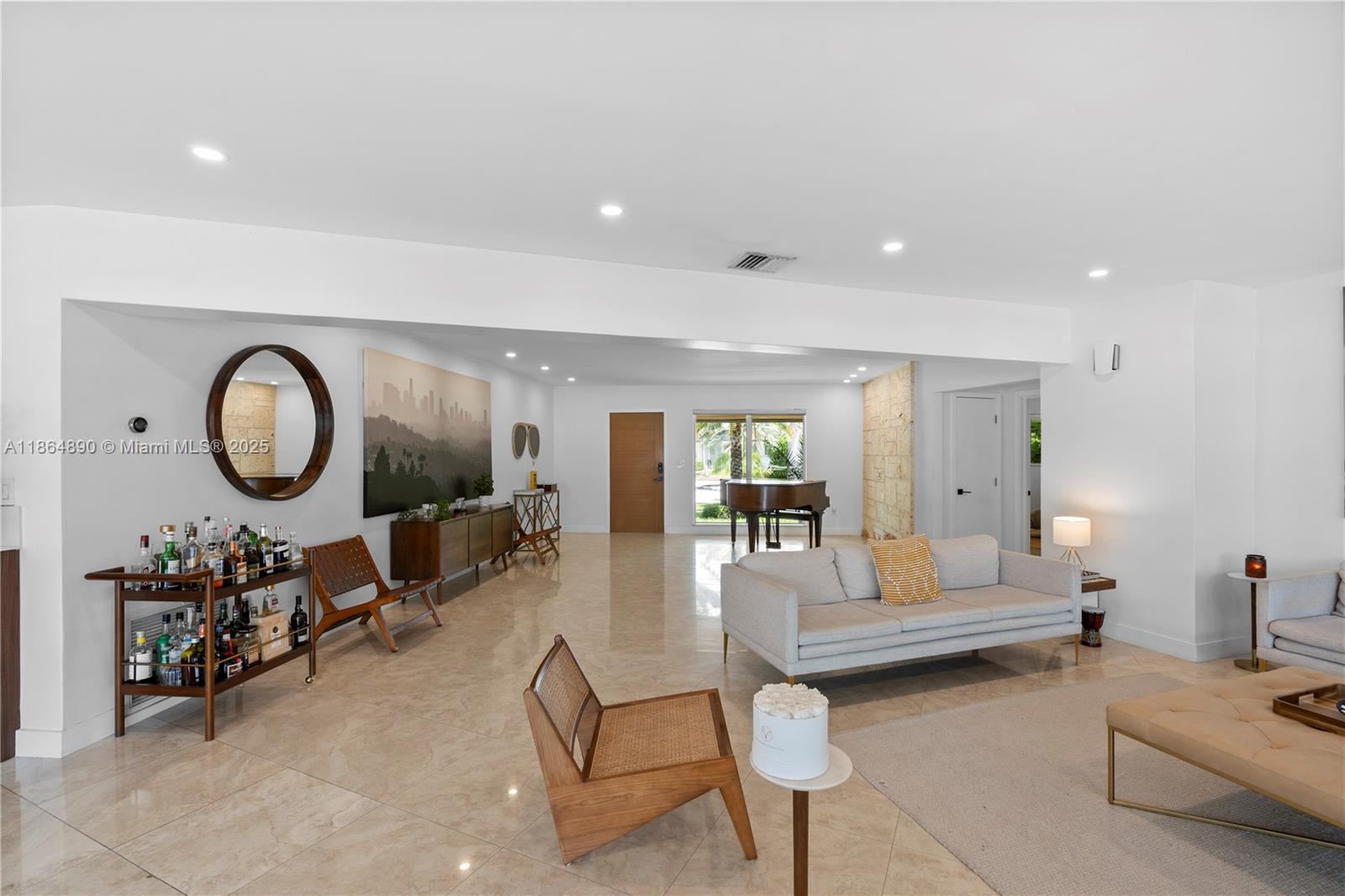 12910 Auralia Rd North Miami, FL 33181