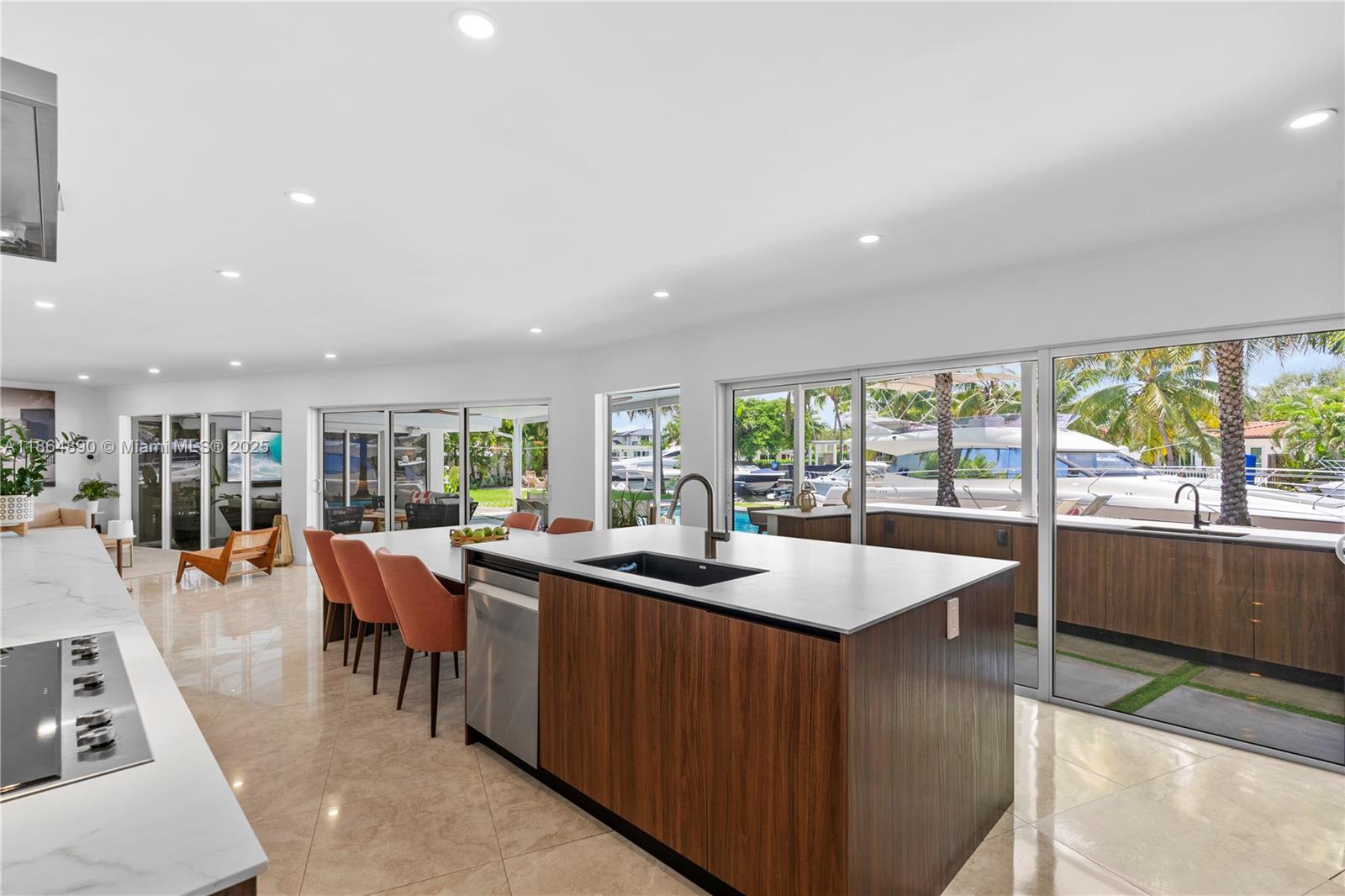 12910 Auralia Rd North Miami, FL 33181