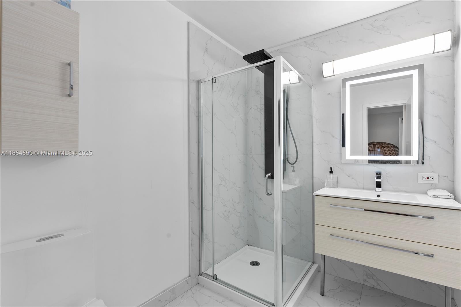 12910 Auralia Rd North Miami, FL 33181