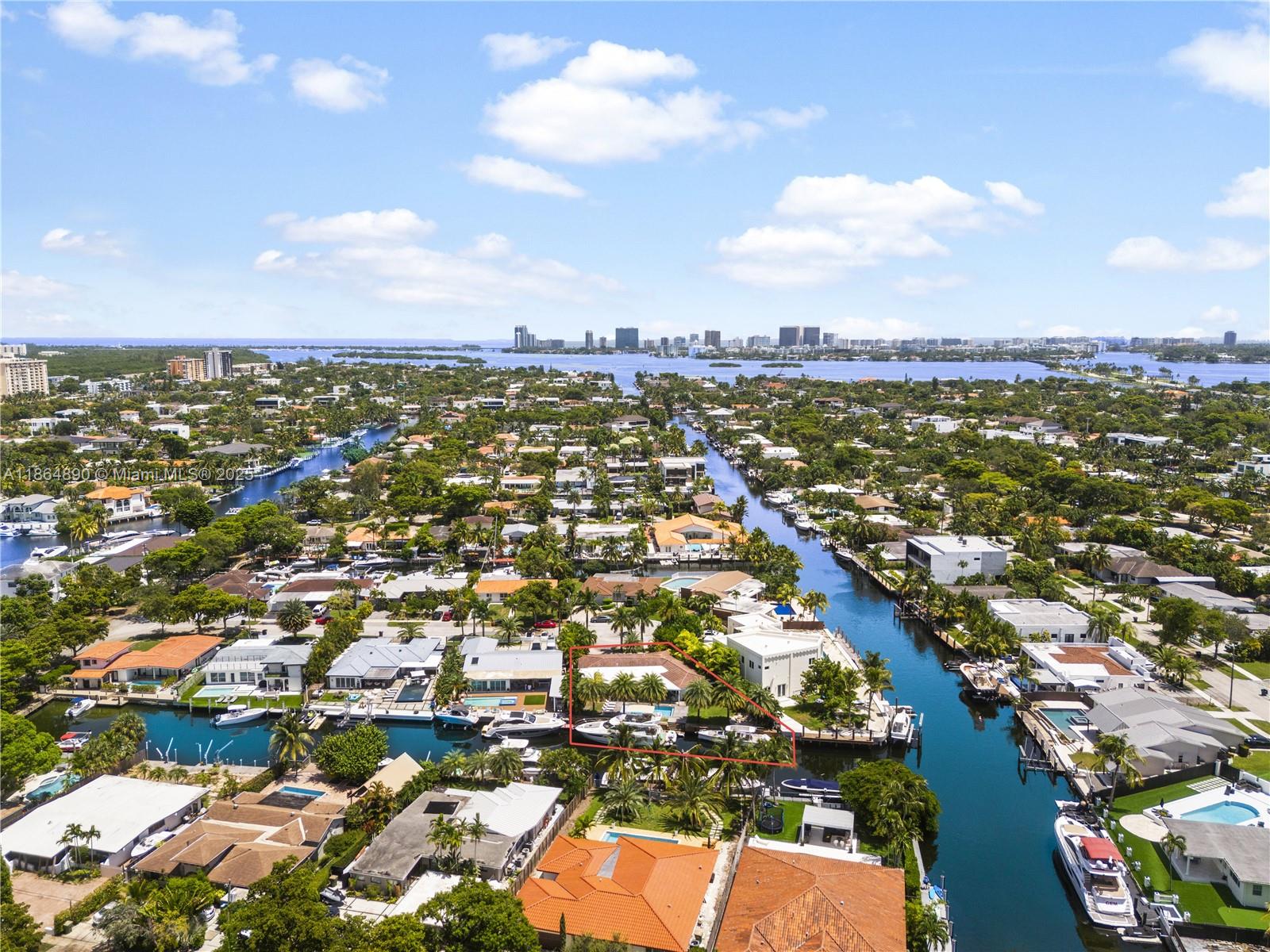 12910 Auralia Rd North Miami, FL 33181