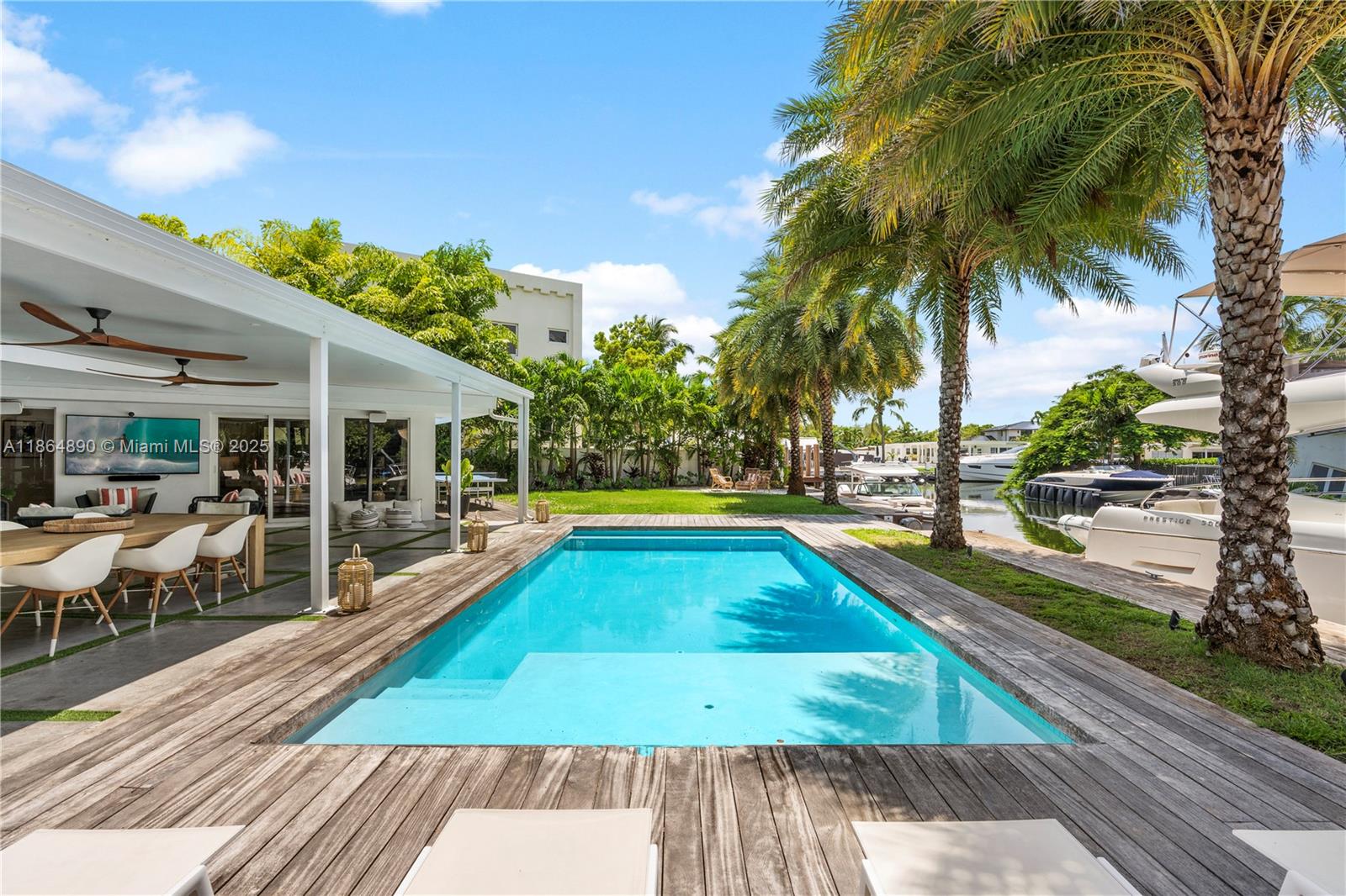 12910 Auralia Rd North Miami, FL 33181