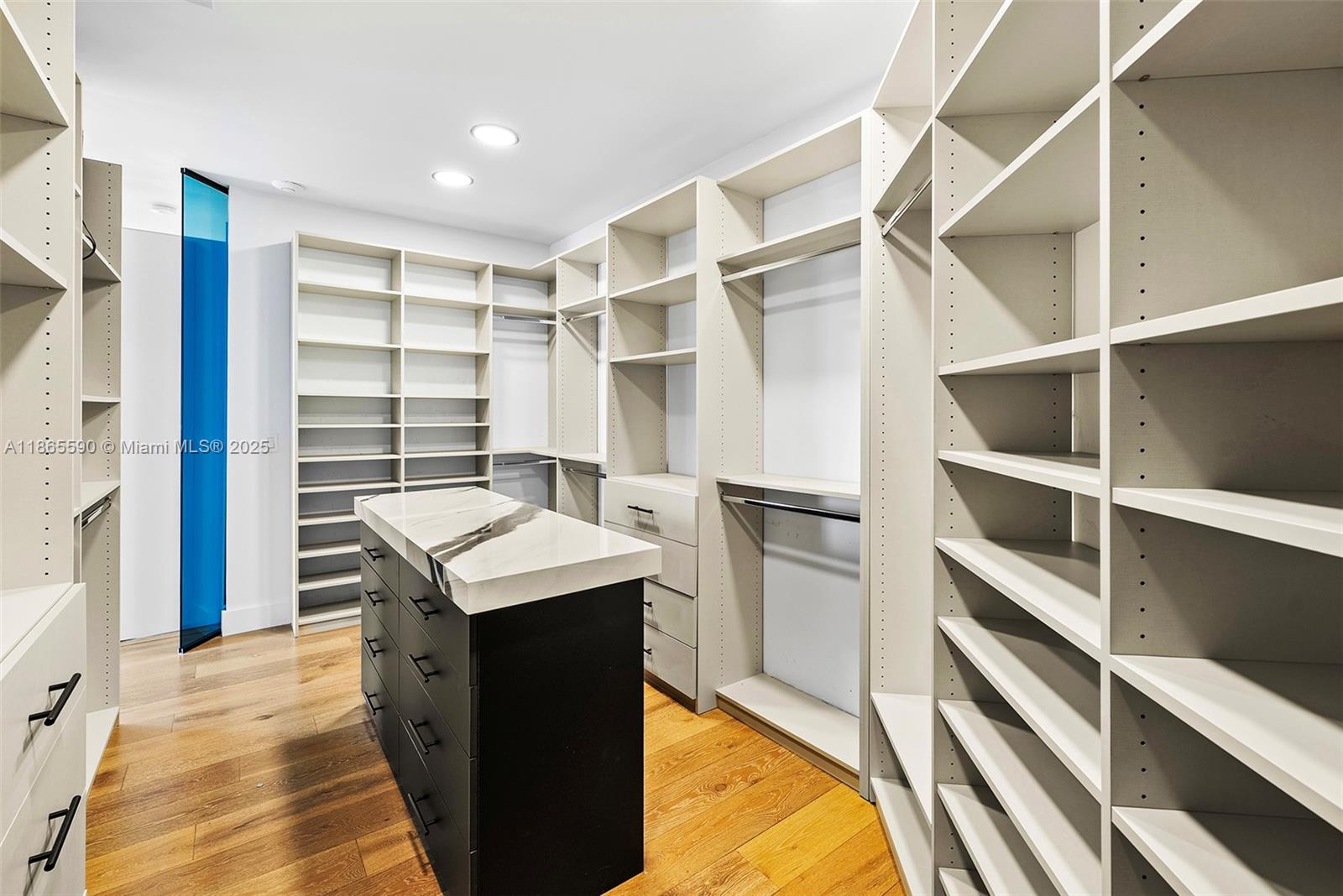 3251 NE 164th St North Miami Beach, FL 33160