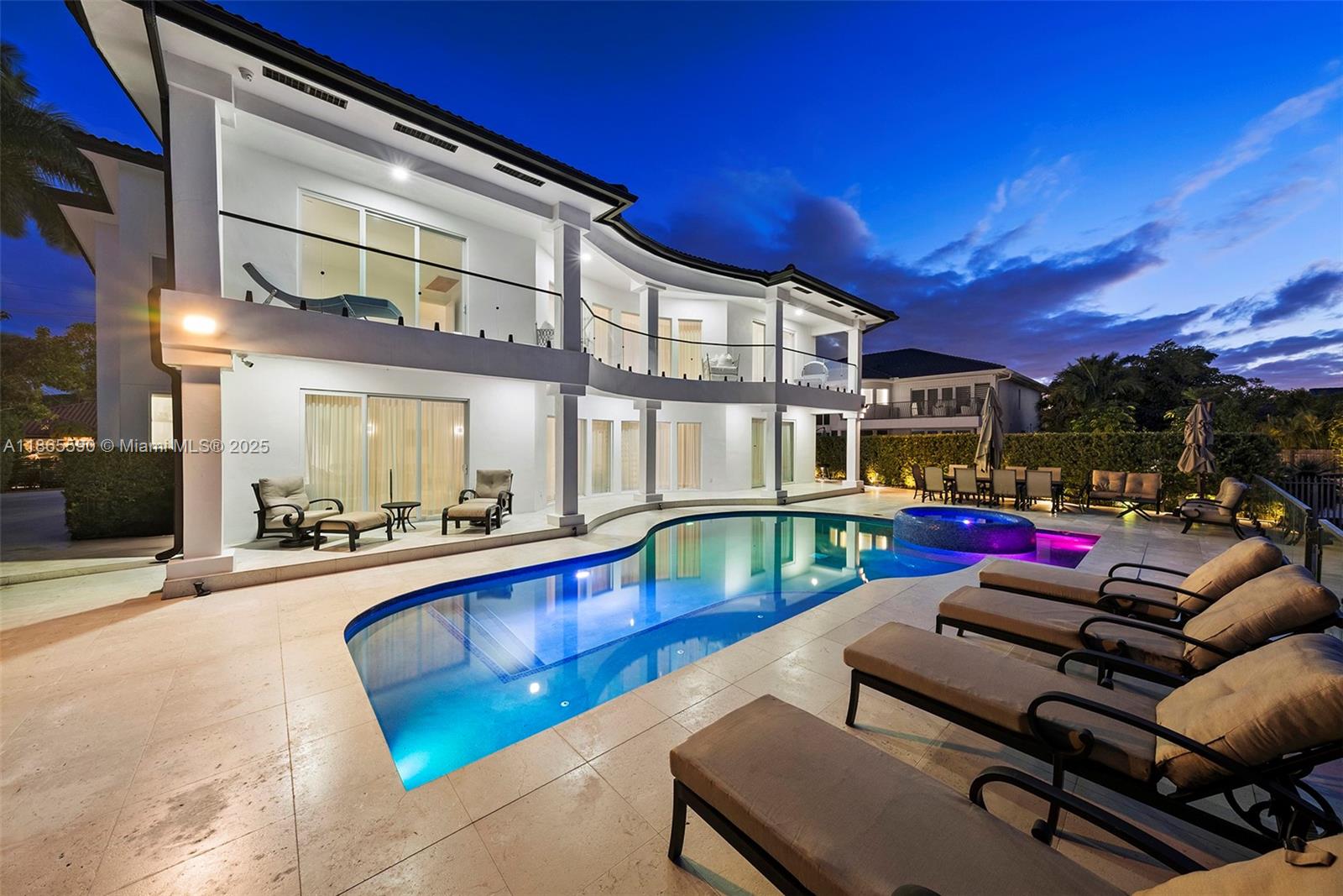 3251 NE 164th St North Miami Beach, FL 33160