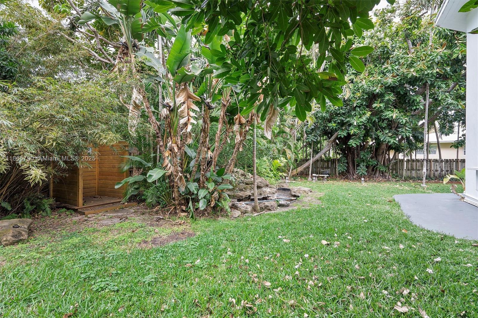 600 91st St #- Surfside, FL 33154