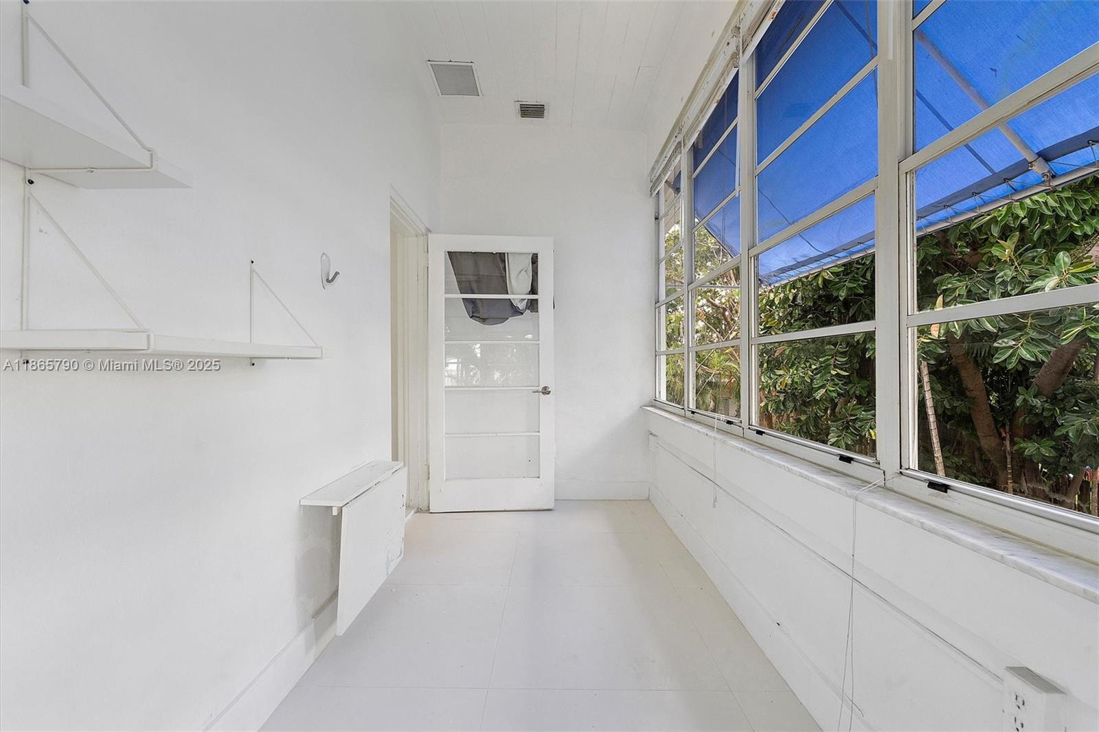 600 91st St #- Surfside, FL 33154