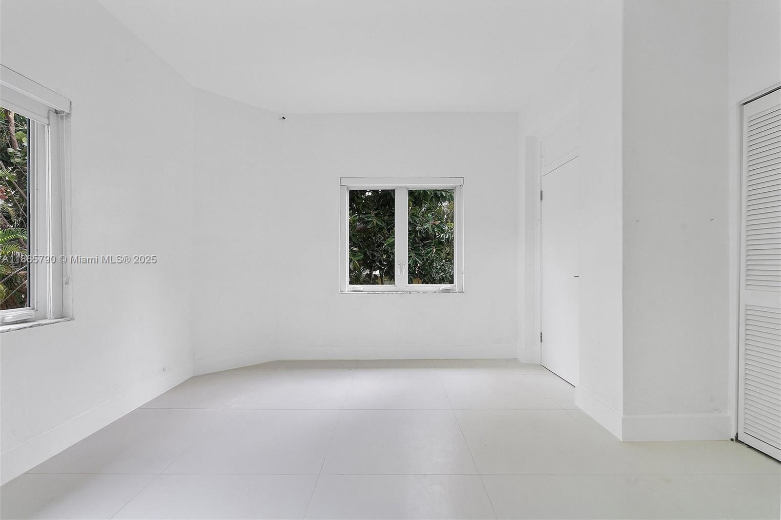 600 91st St #- Surfside, FL 33154