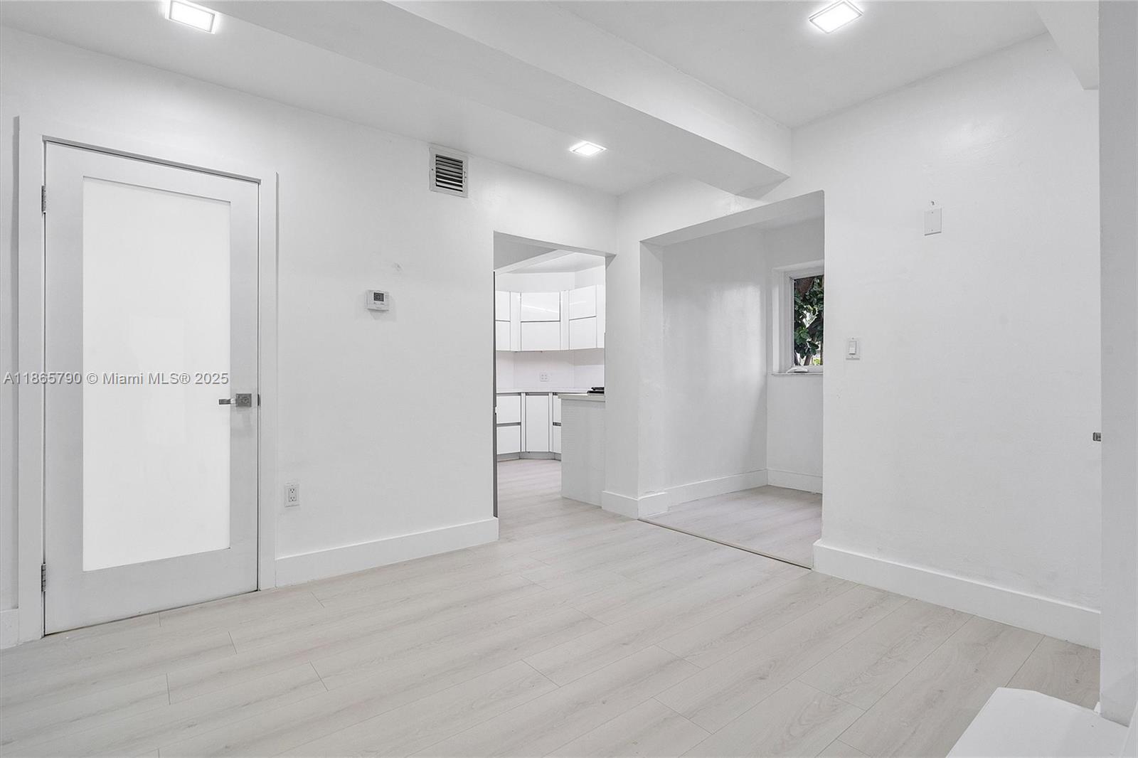 600 91st St #- Surfside, FL 33154