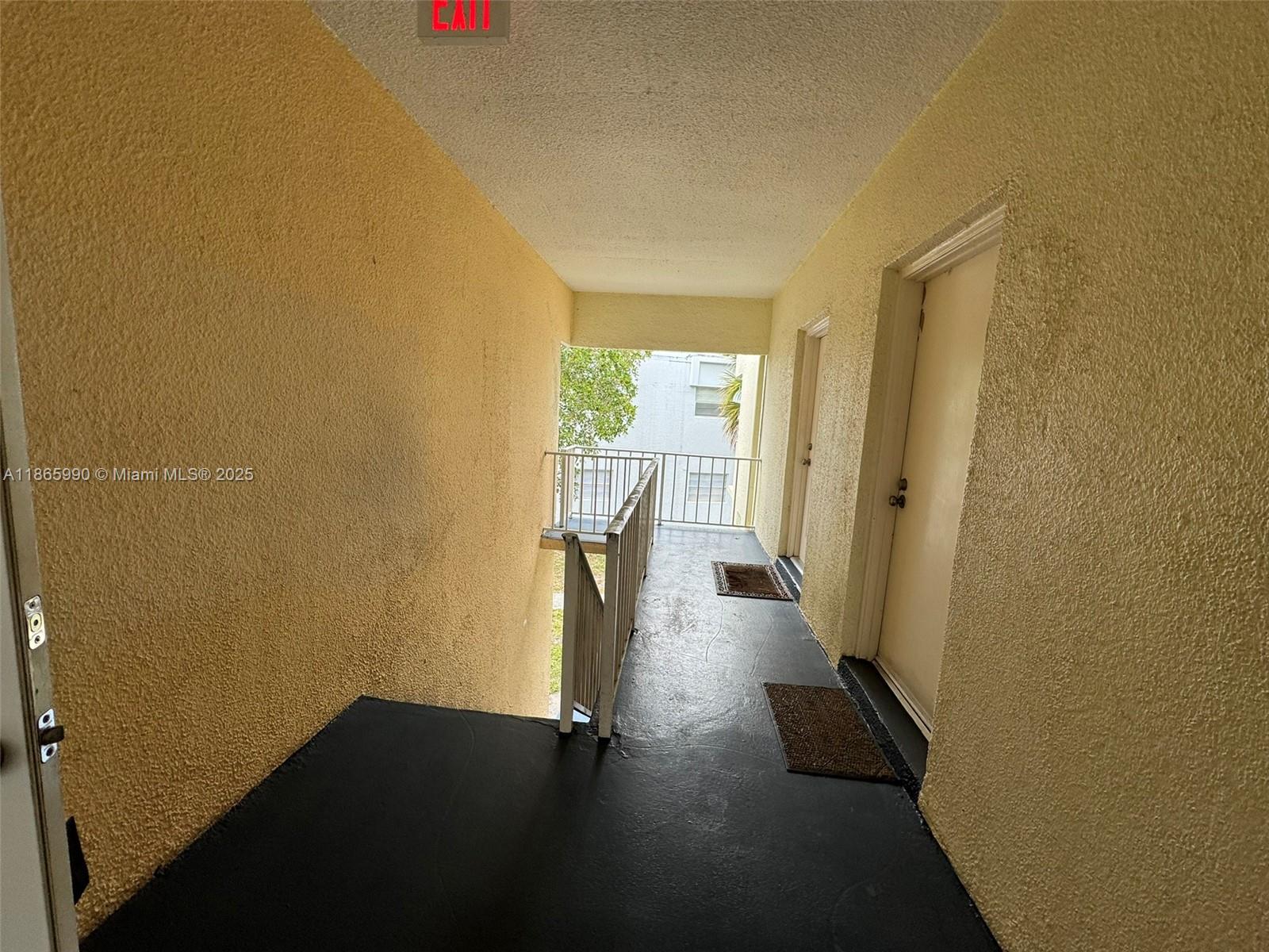 415 Executive Ctr Dr #203