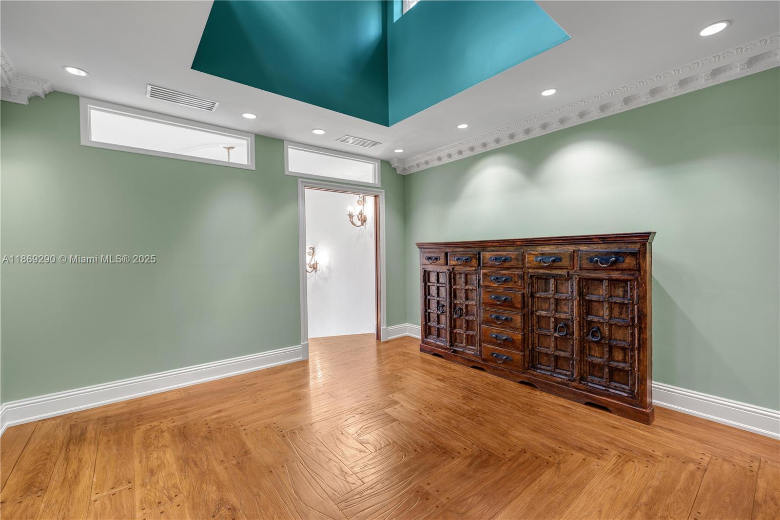 13671 Deering Bay Dr Coral Gables, FL 33158