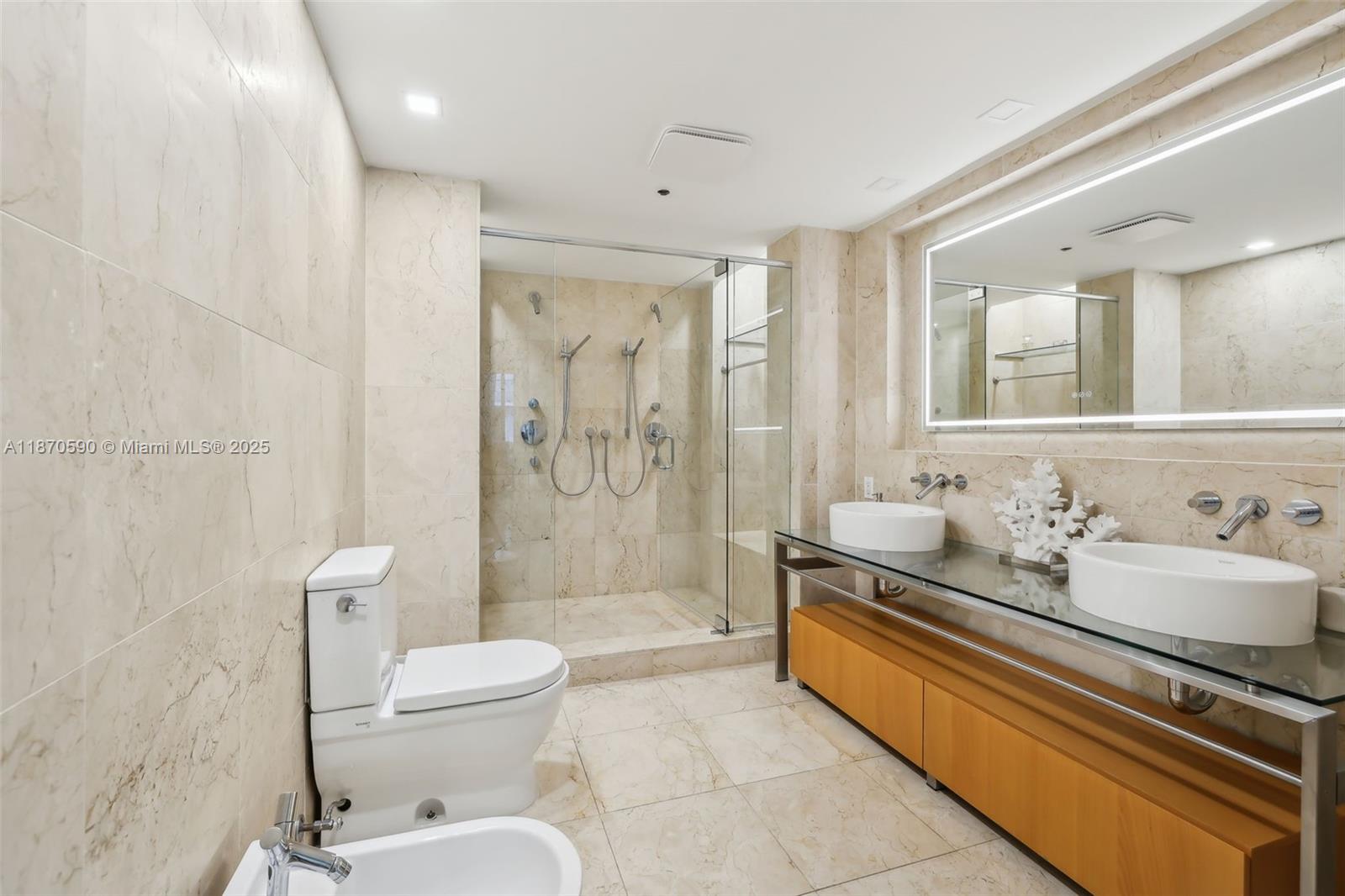 image Terra Beachside Condo43
