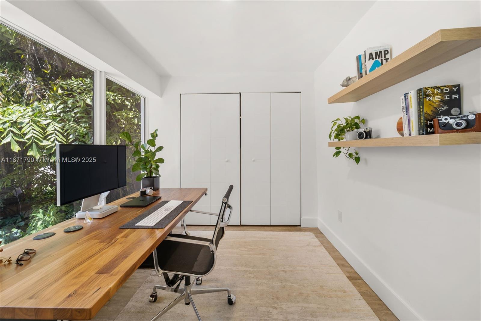 175 NW 44th St Miami, FL 33127