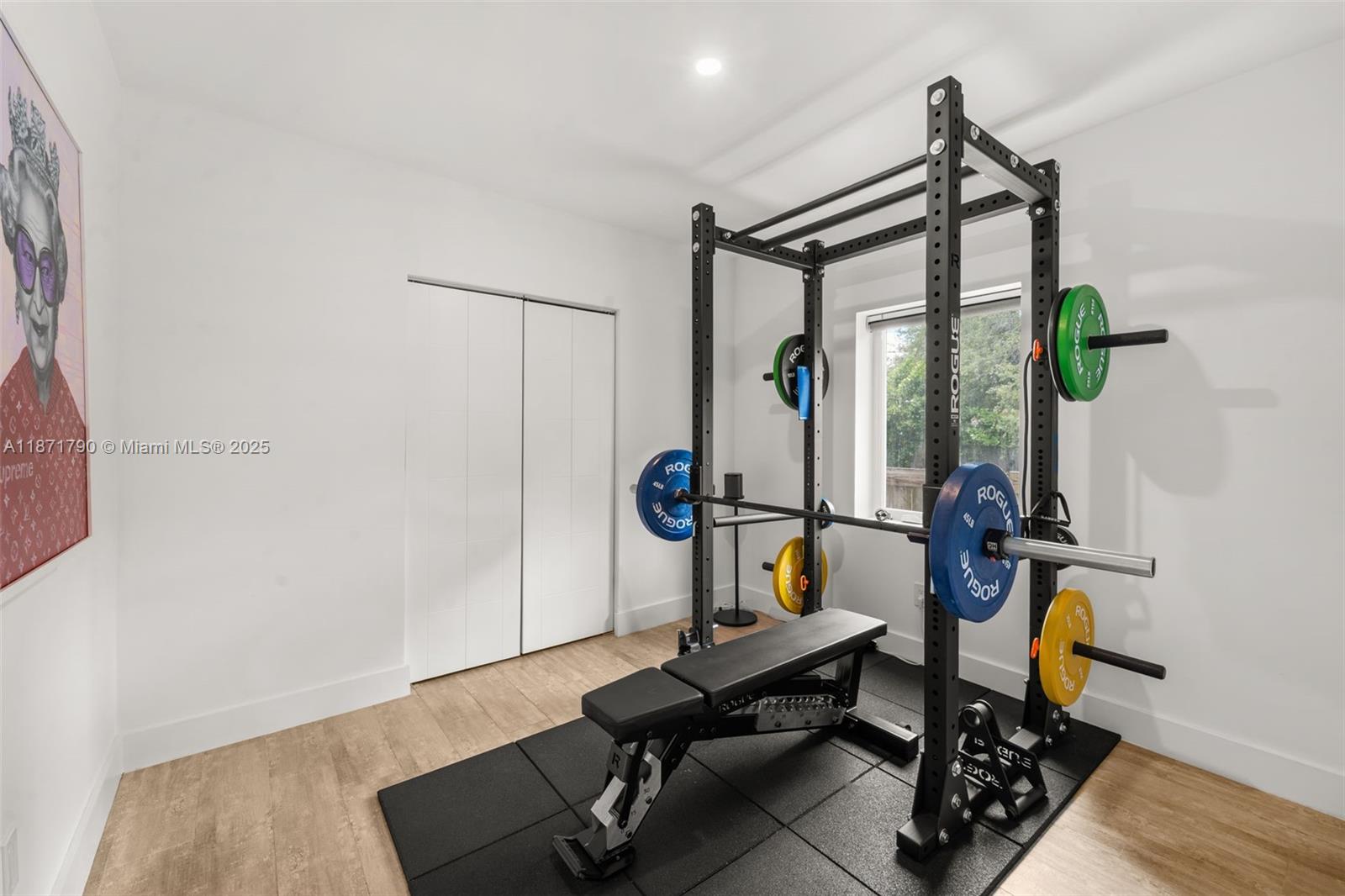 175 NW 44th St Miami, FL 33127