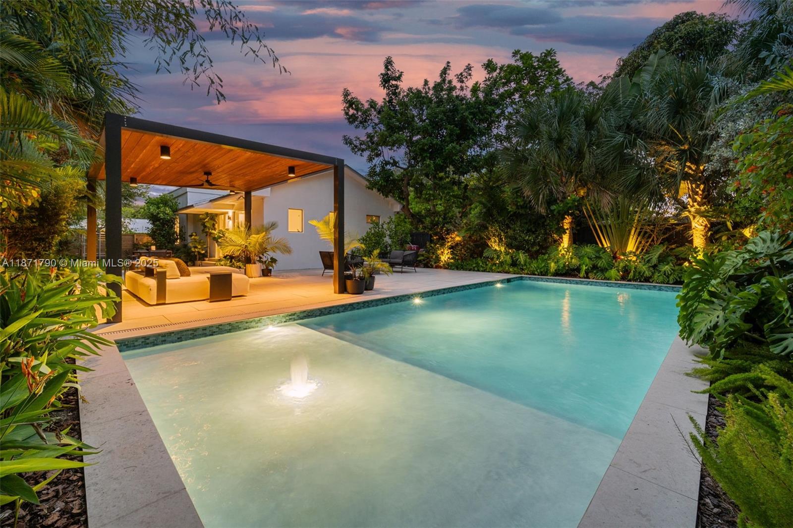 175 NW 44th St Miami, FL 33127