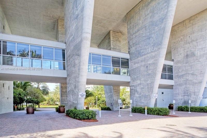 1500 Bay Rd #1220S