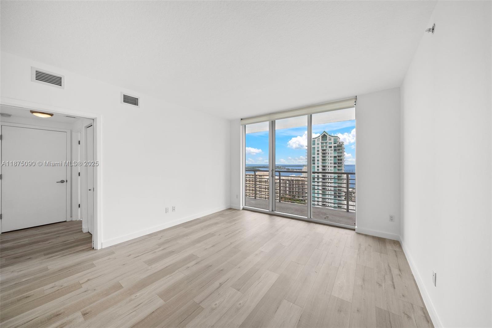325 S Biscayne Blvd #3819