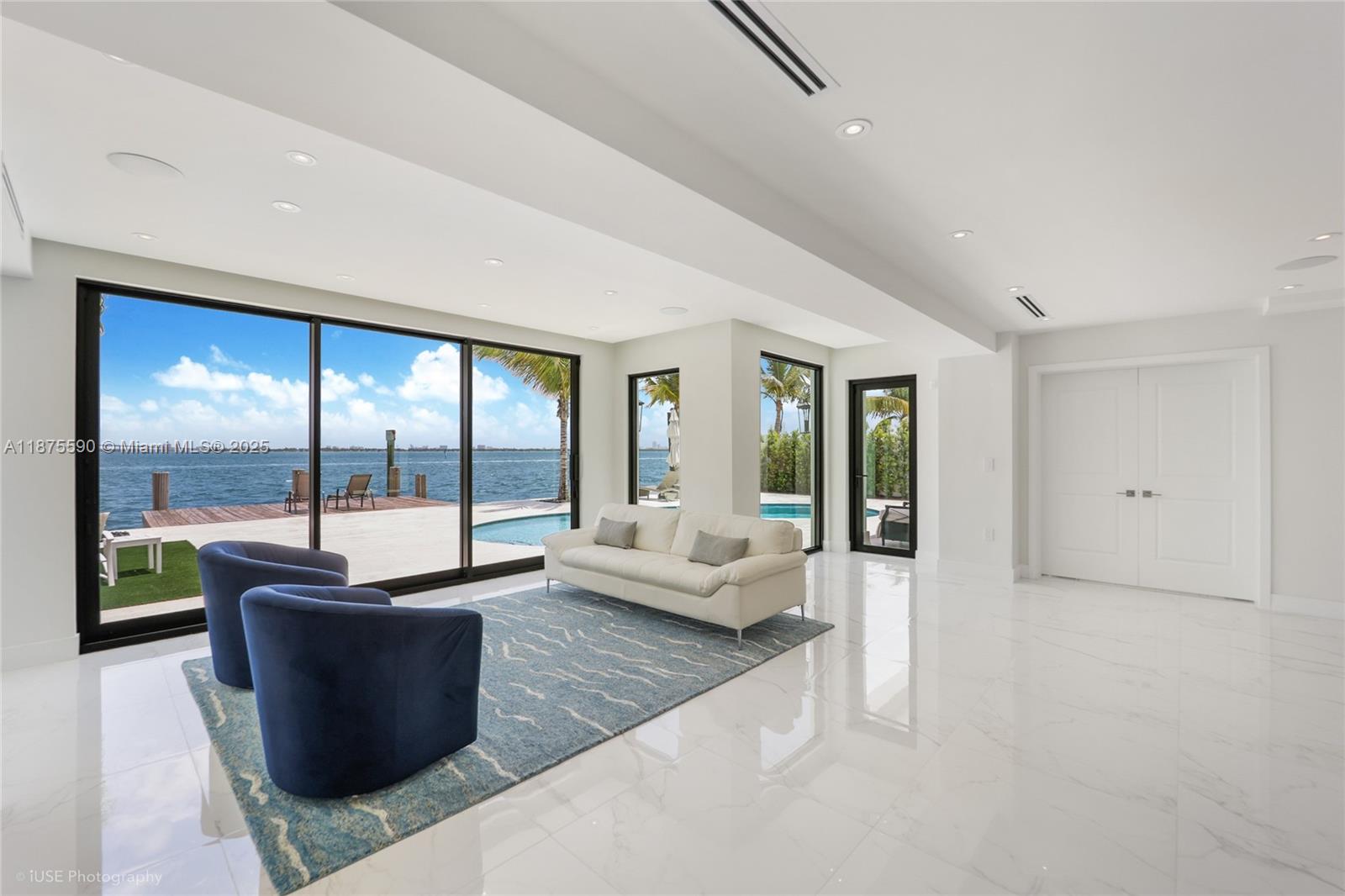 1001 N Venetian Dr Miami, FL 33139 1001 N Venetian Dr Miami, FL 33139