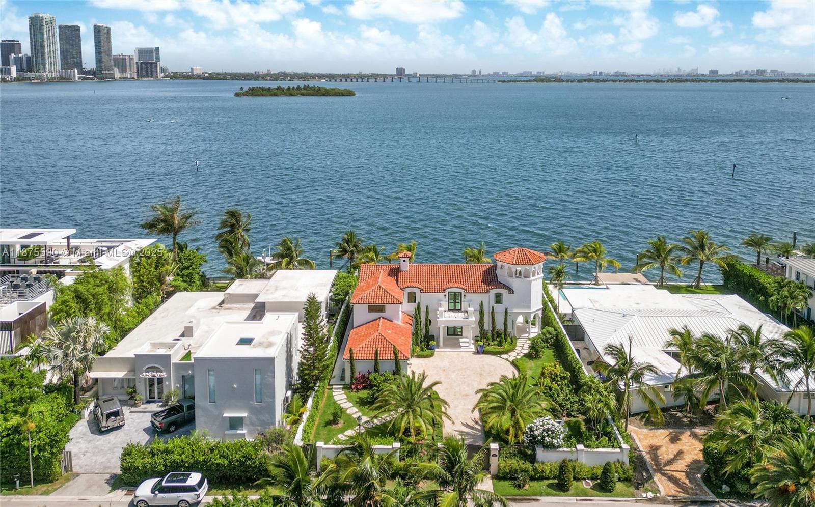 1001 N Venetian Dr Miami, FL 33139 1001 N Venetian Dr Miami, FL 33139