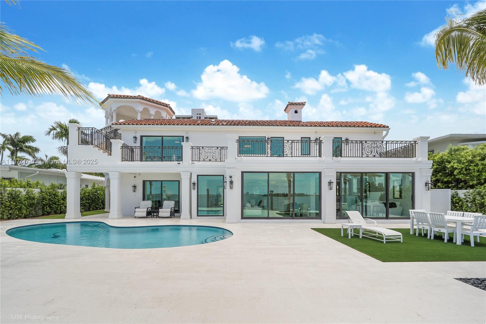 1001 N Venetian Dr Miami, FL 33139 1001 N Venetian Dr Miami, FL 33139