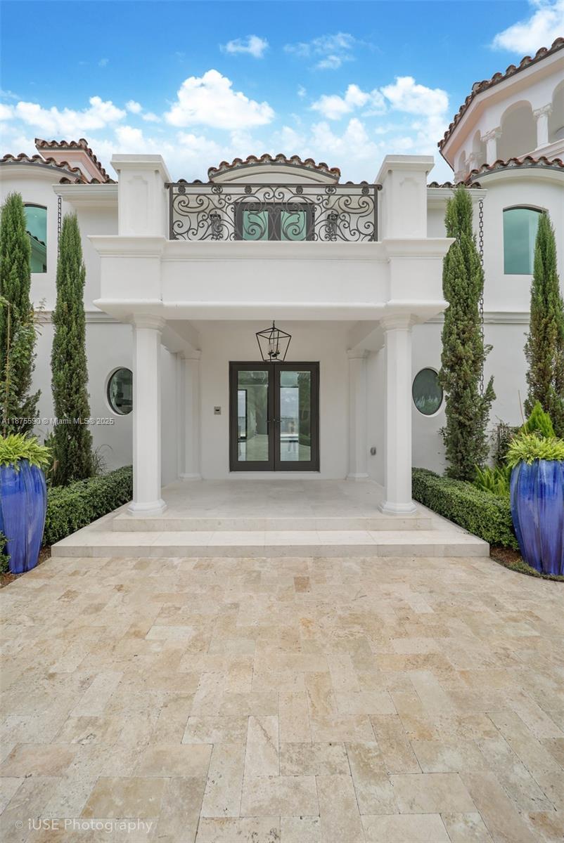 1001 N Venetian Dr Miami, FL 33139 1001 N Venetian Dr Miami, FL 33139
