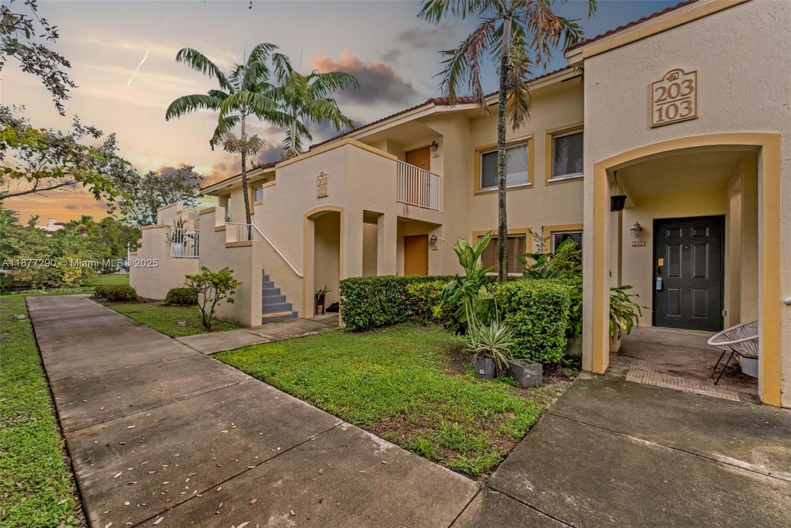 6255 SW 47th Mnr #103