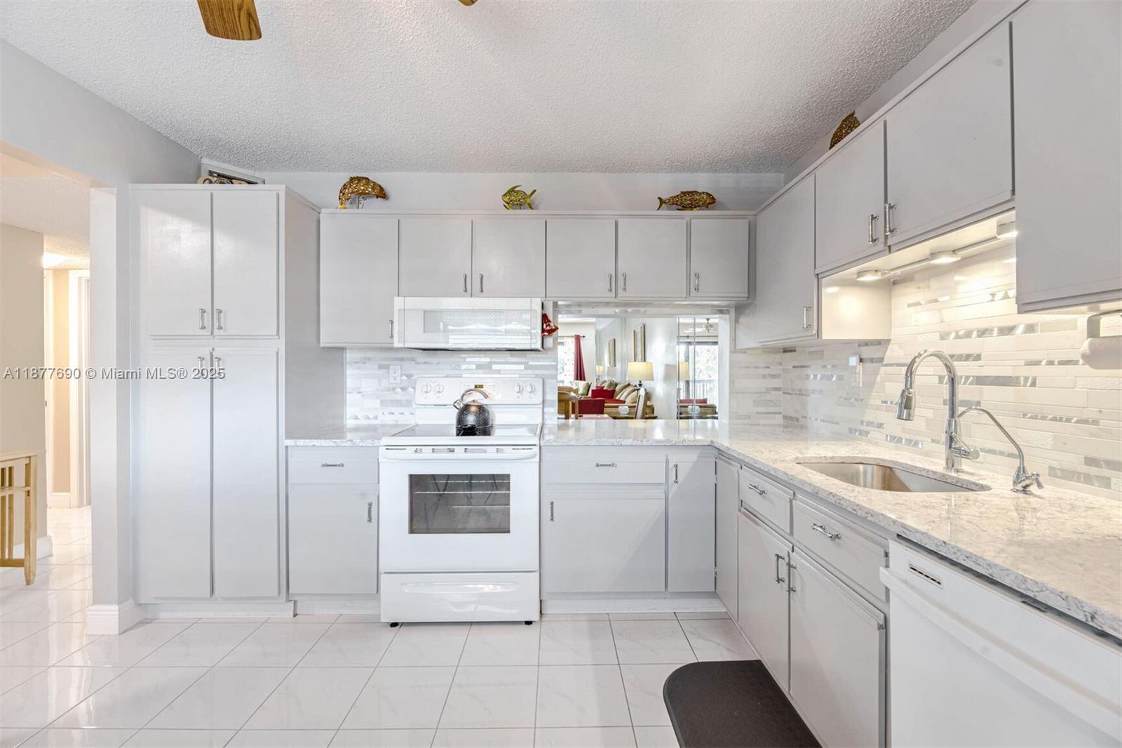 4955 E Sabal Palm Blvd #305