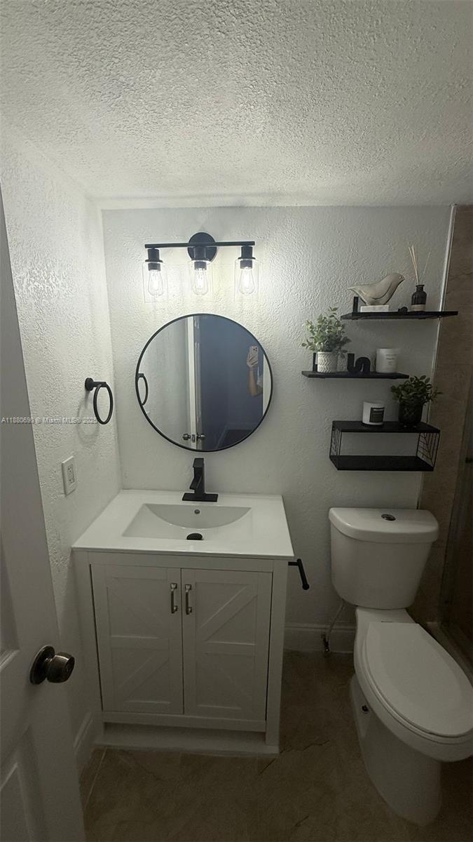 Undisclosed Address,Lauderhill, FL 33319