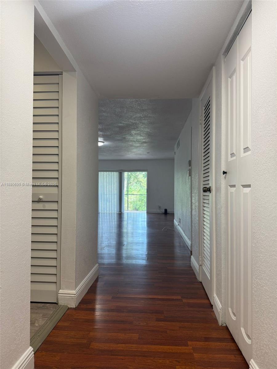 Undisclosed Address,Lauderhill, FL 33319