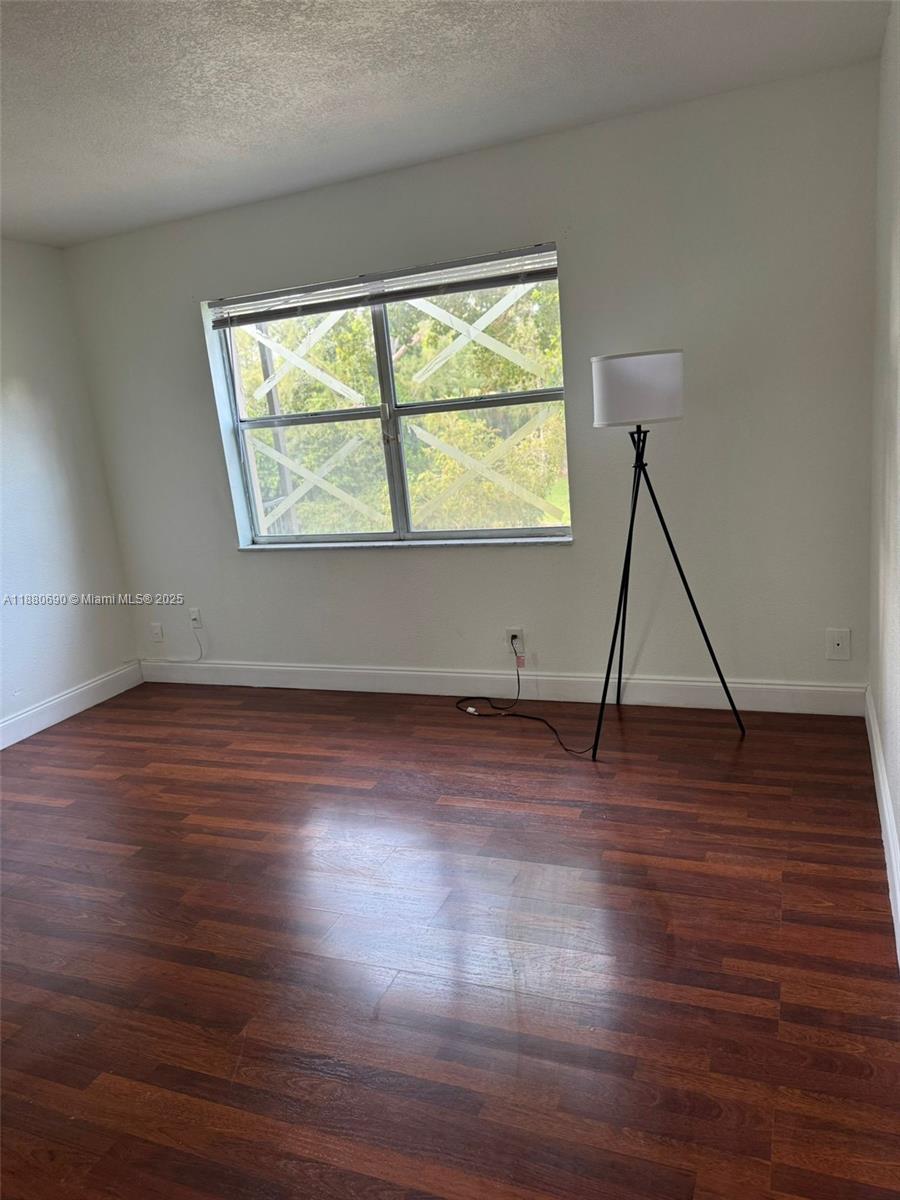 Undisclosed Address,Lauderhill, FL 33319