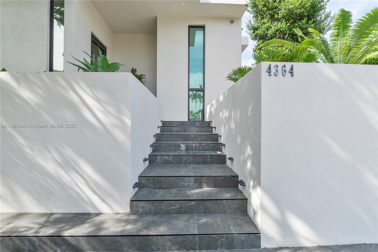 4364 Alton Rd Miami Beach, FL 33140 4364 Alton Rd Miami Beach, FL 33140