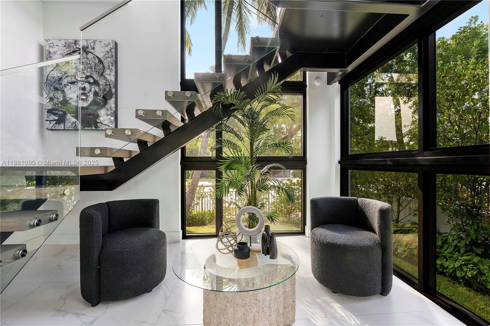 4364 Alton Rd Miami Beach, FL 33140 4364 Alton Rd Miami Beach, FL 33140