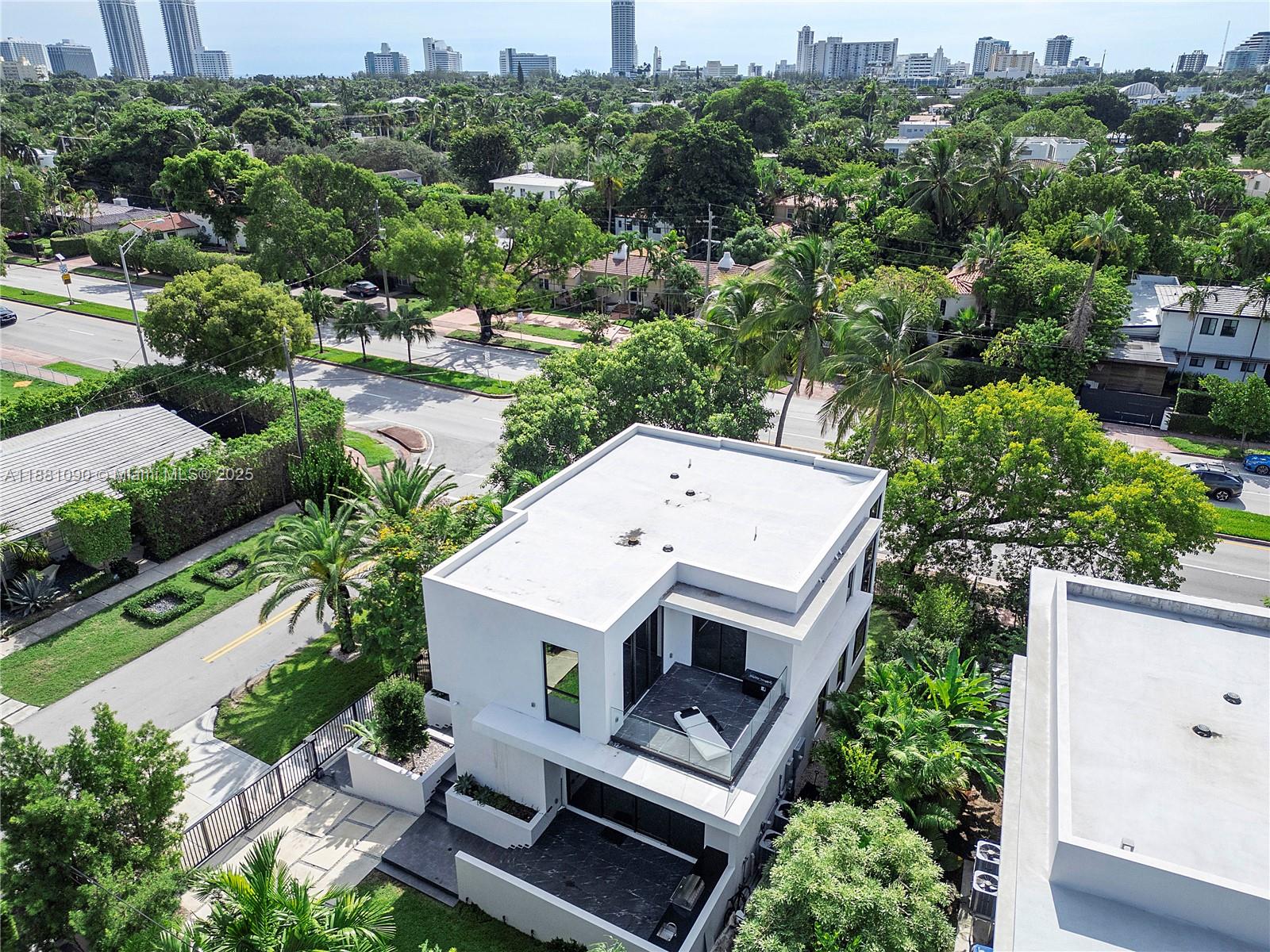 4364 Alton Rd Miami Beach, FL 33140 4364 Alton Rd Miami Beach, FL 33140