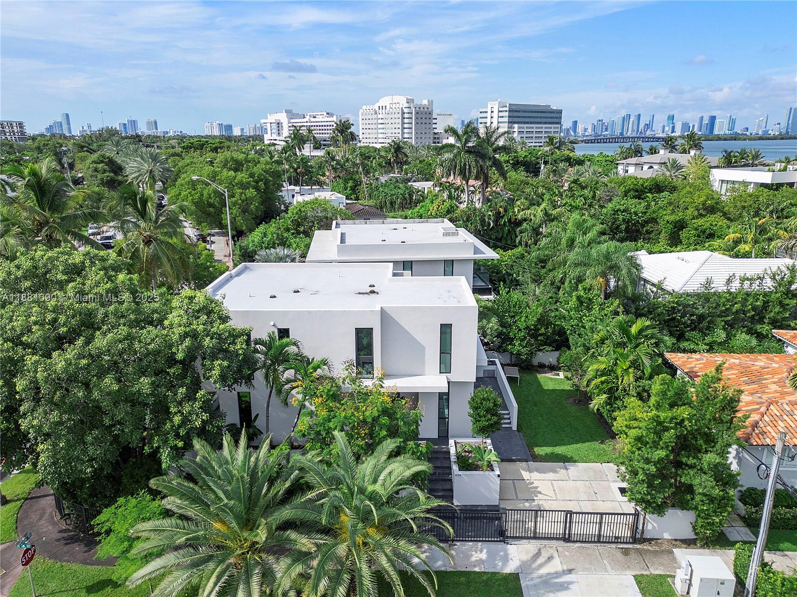 4364 Alton Rd Miami Beach, FL 33140 4364 Alton Rd Miami Beach, FL 33140
