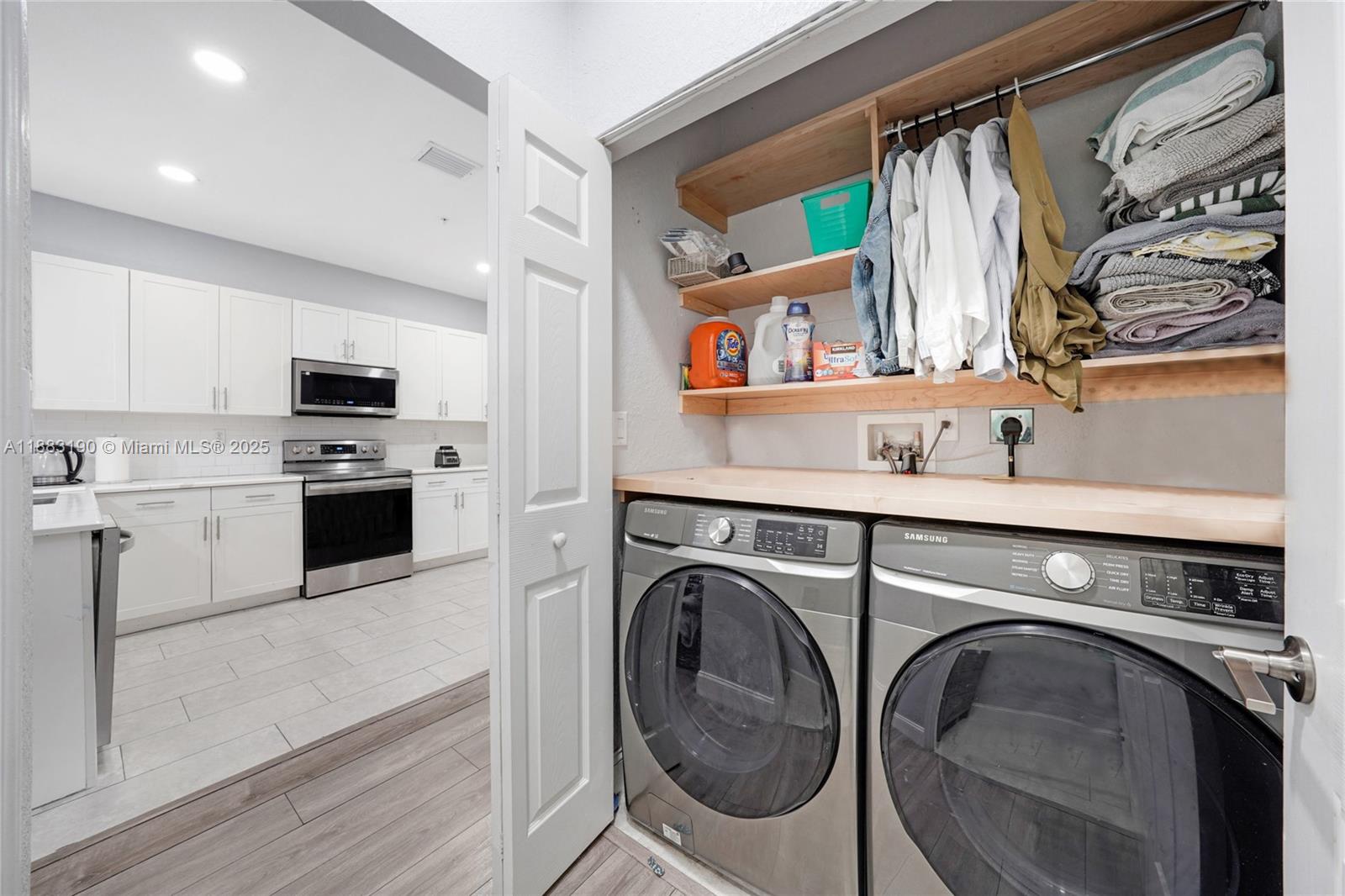 156 SW 185th Way Pembroke Pines, FL 33029