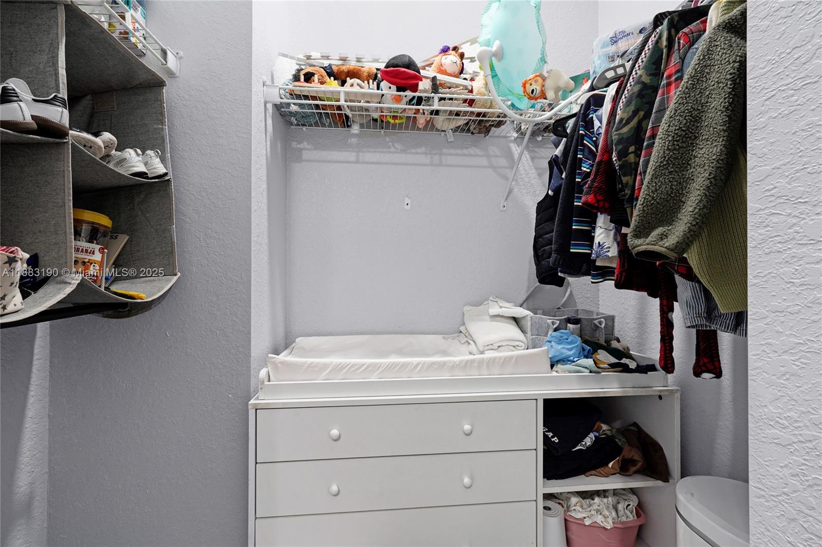 156 SW 185th Way Pembroke Pines, FL 33029