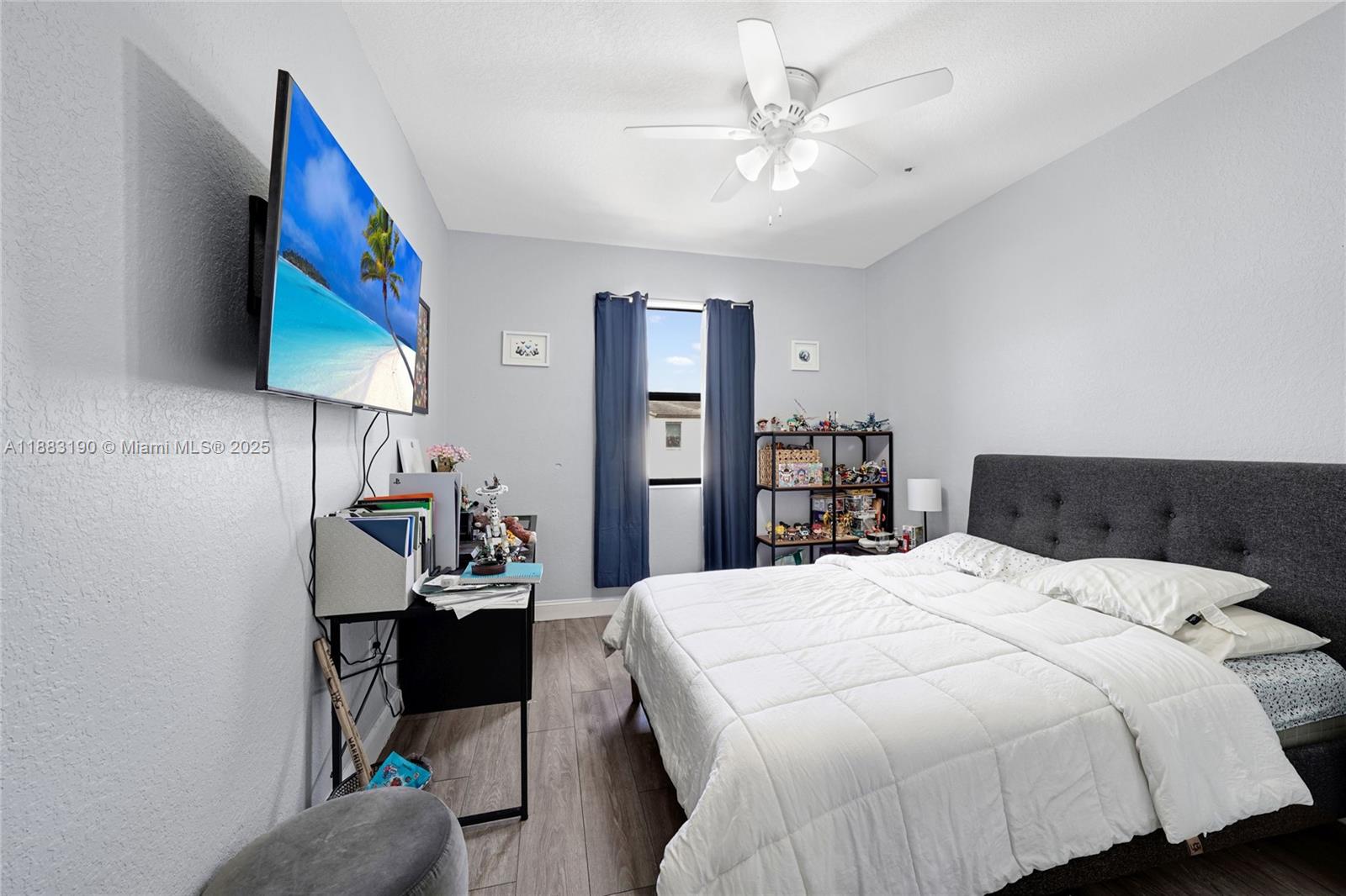 156 SW 185th Way Pembroke Pines, FL 33029