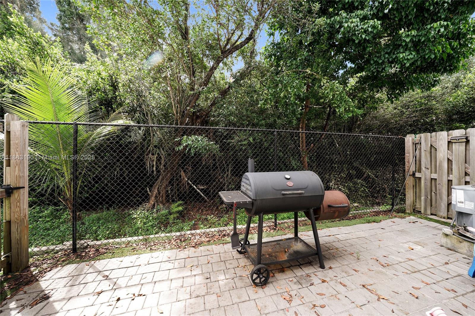 156 SW 185th Way Pembroke Pines, FL 33029