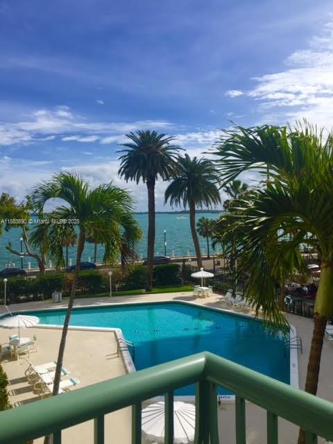 1408 Brickell Bay Dr #307