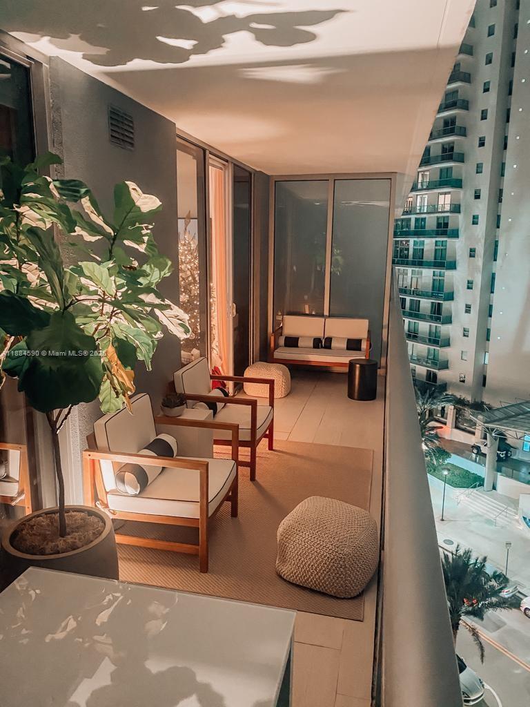 image Brickellhouse Condo11