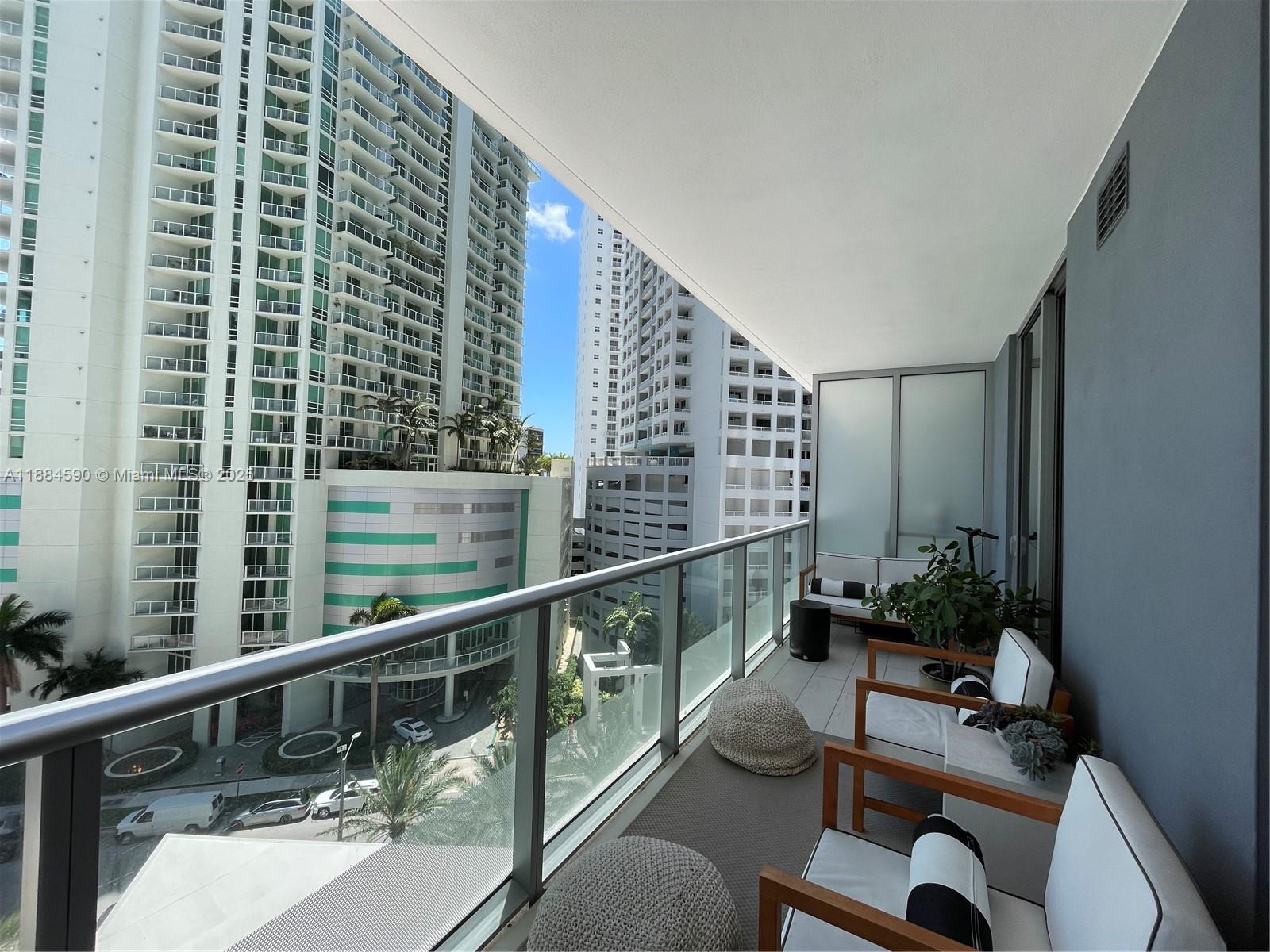 image Brickellhouse Condo3