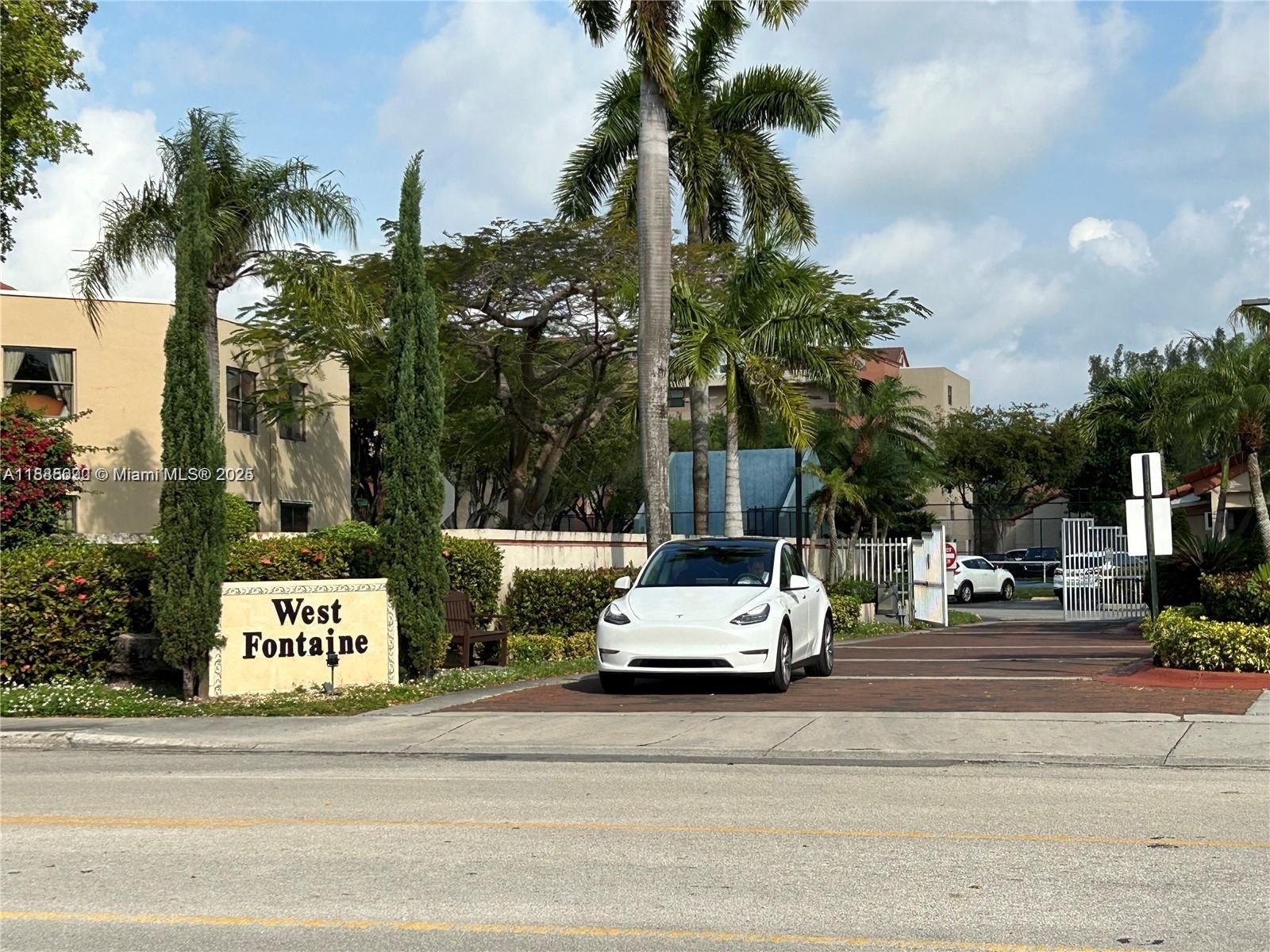 10245 NW 9th St Cir #111-9